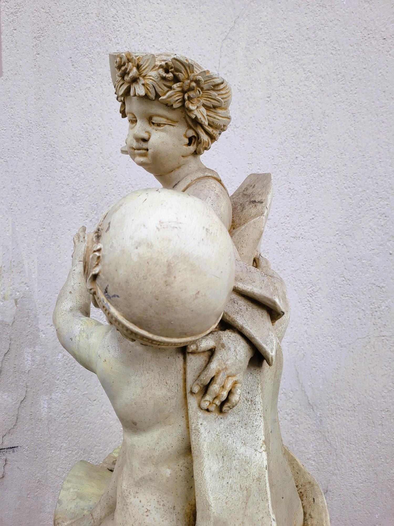 Grande scultura di putti in legno laccato, Italia, XIX secolo in vendita 6
