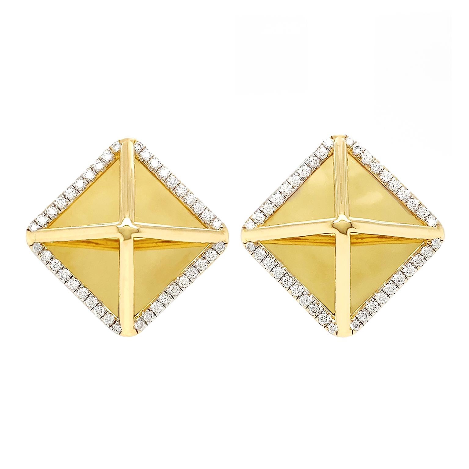 18K Yellow Gold Pyramid Diamond Earrings In New Condition For Sale In New York, NY