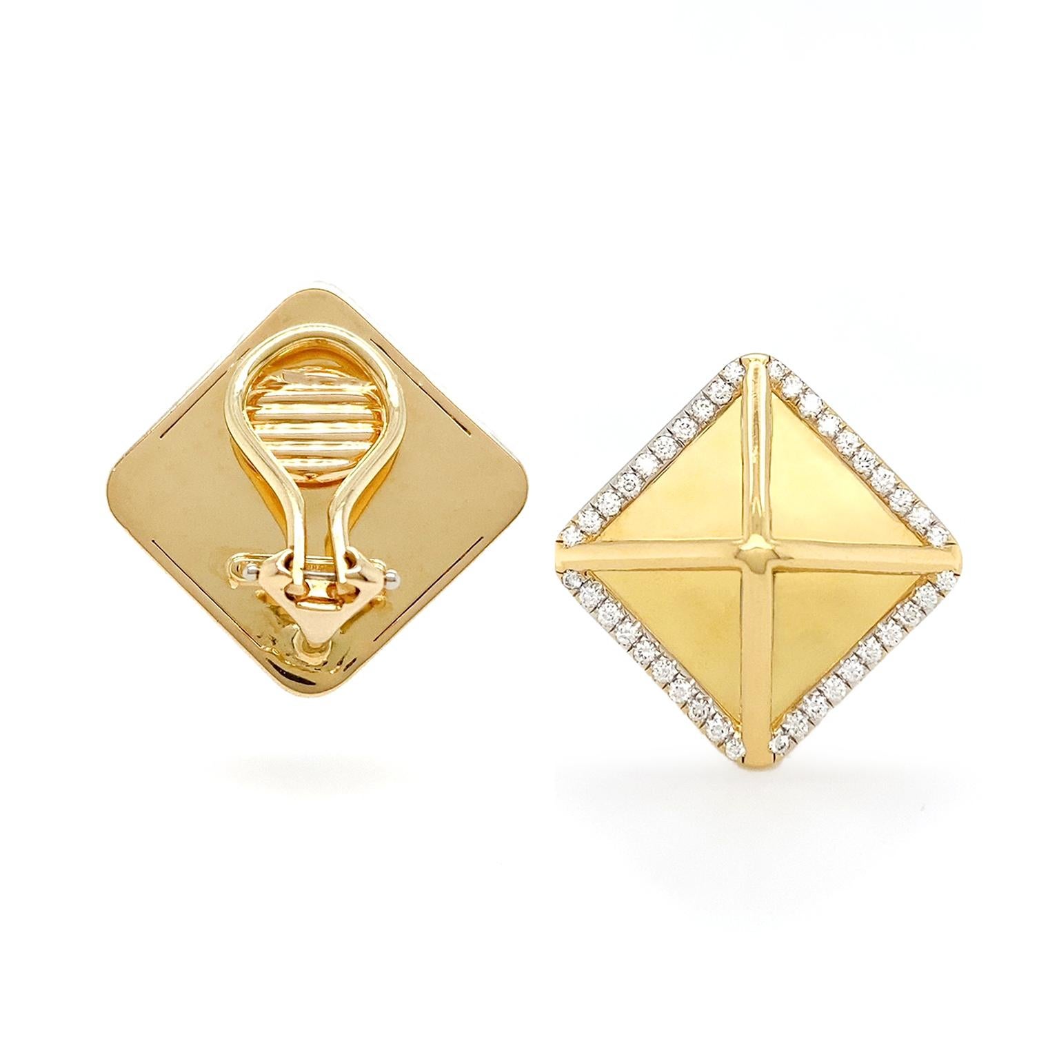Women's or Men's 18K Yellow Gold Pyramid Diamond Earrings For Sale
