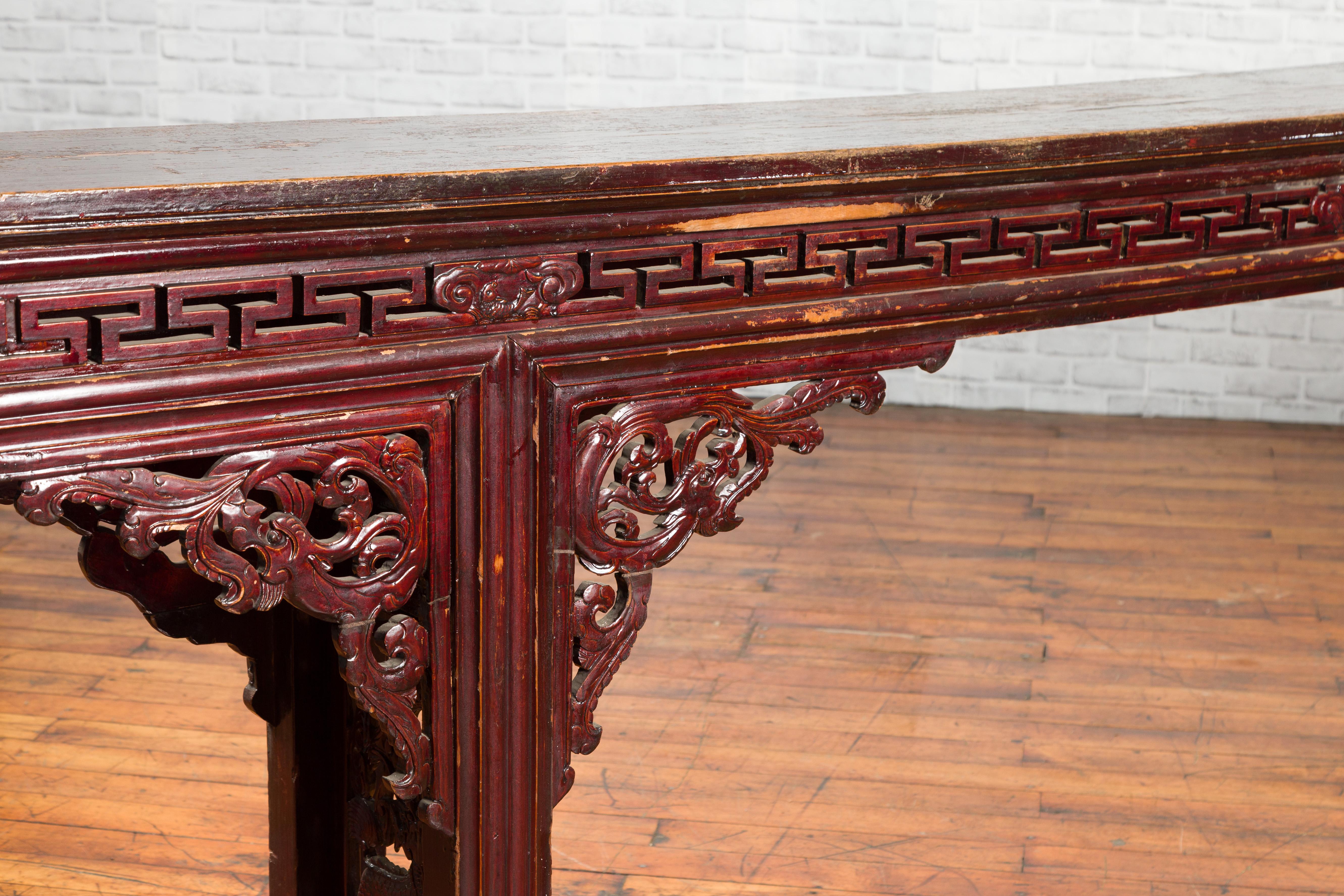 Large Qing Dynasty Chinese Altar Console Table with Fretwork and Dragon Motifs For Sale 1