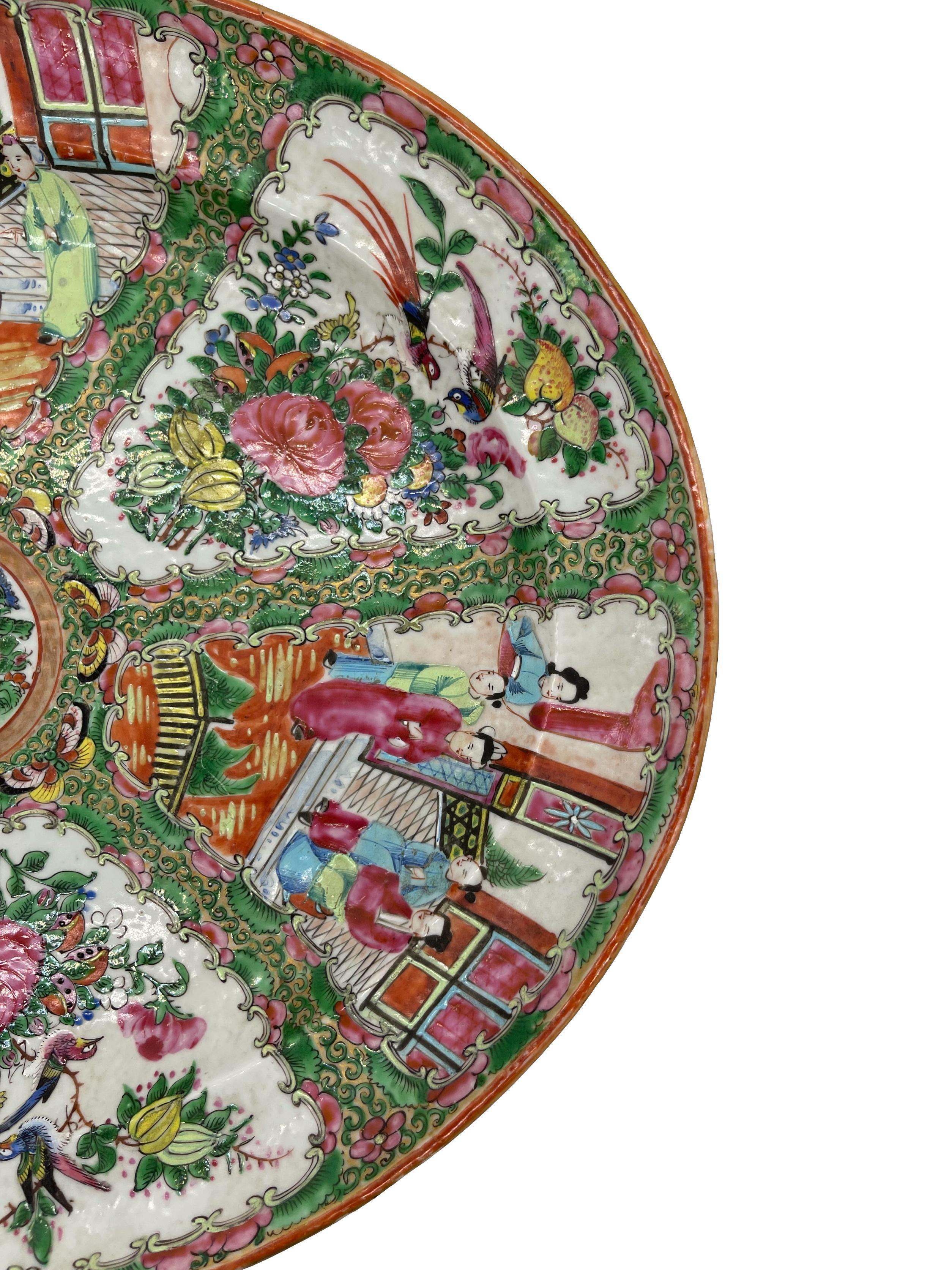 Chinese Large Qing Dynasty Famille Rose Medallion Platter, Vivid Enamels, Canton c. 1870