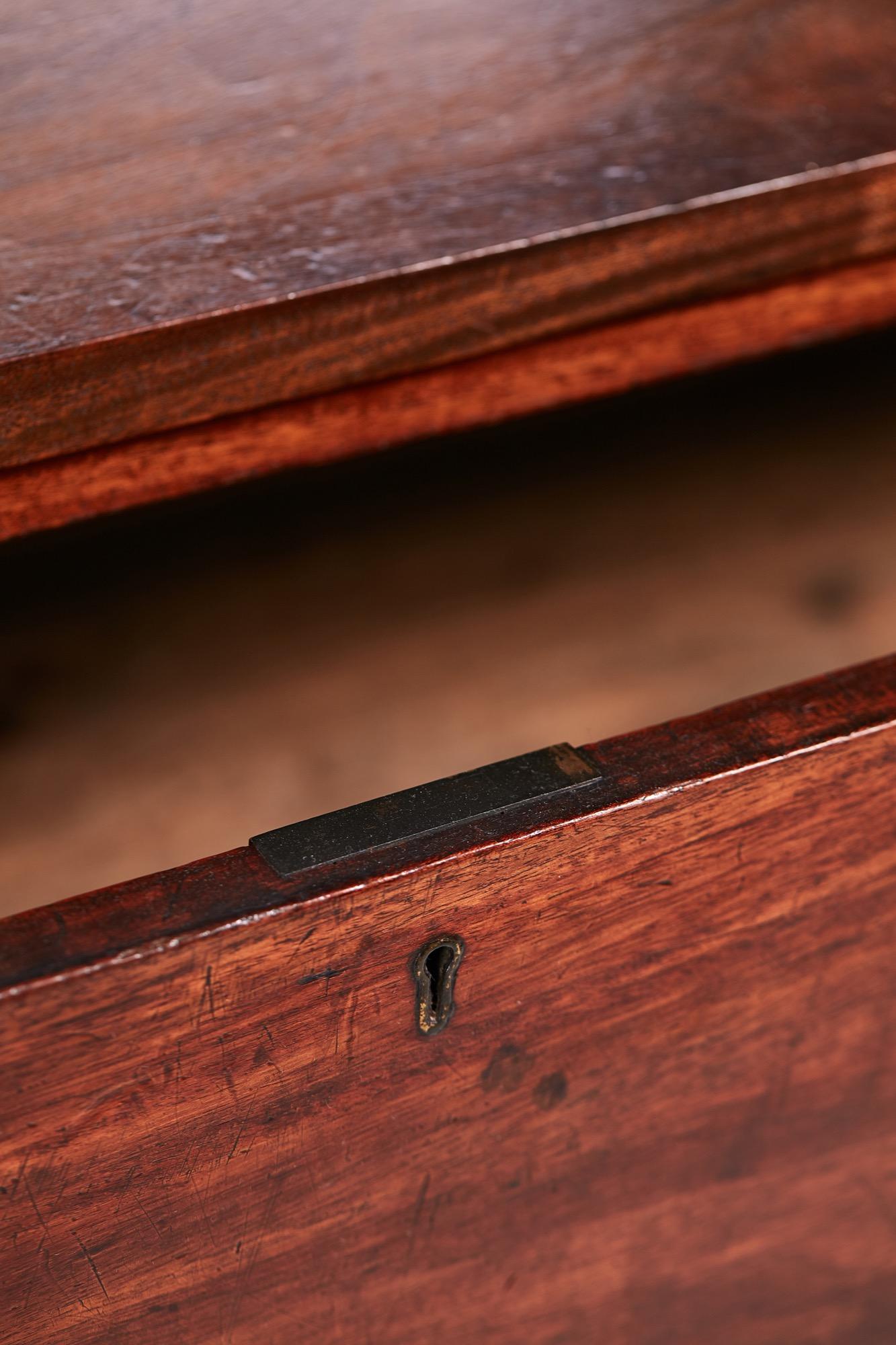 Large Quality Victorian Mahogany Military Chest In Excellent Condition In Stutton, GB