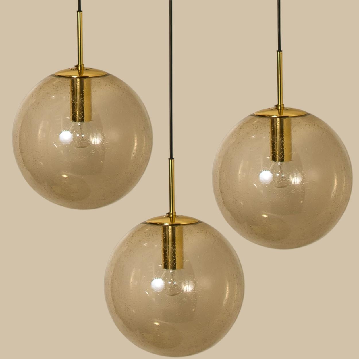 Large Quantity Smoked Blown Globes by Glashütte Limburg, Four Sizes For Sale 3
