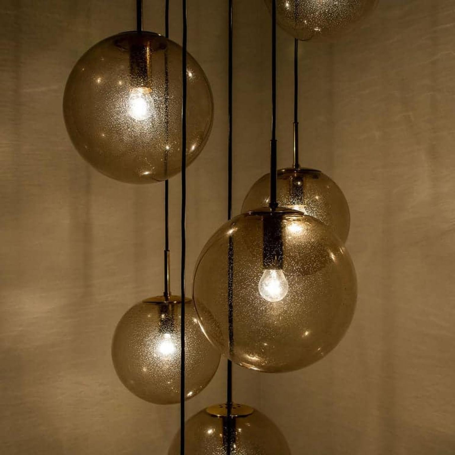 Große Anzahl rauchgeblasener Kugeln von Glashütte Limburg, vier Größen im Angebot 4