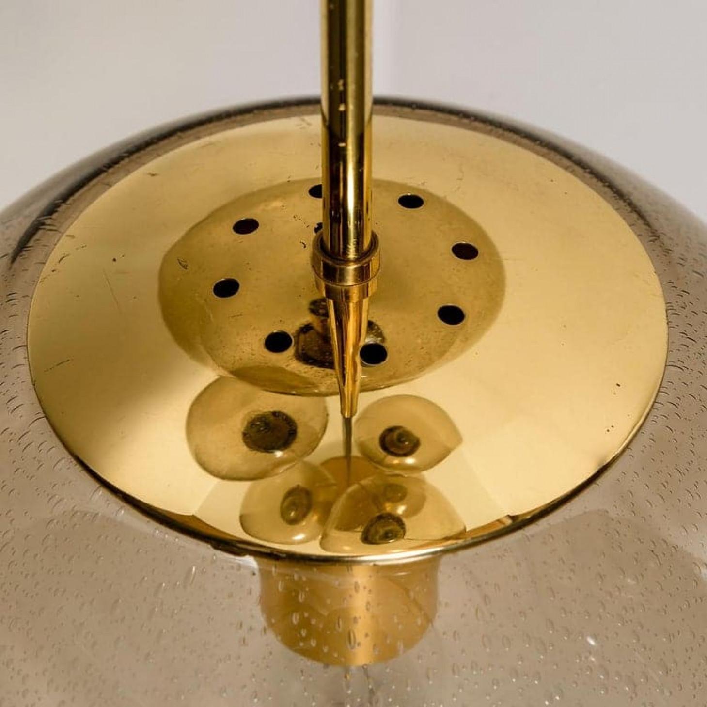 Große Anzahl rauchgeblasener Kugeln von Glashütte Limburg, vier Größen im Zustand „Gut“ im Angebot in Rijssen, NL