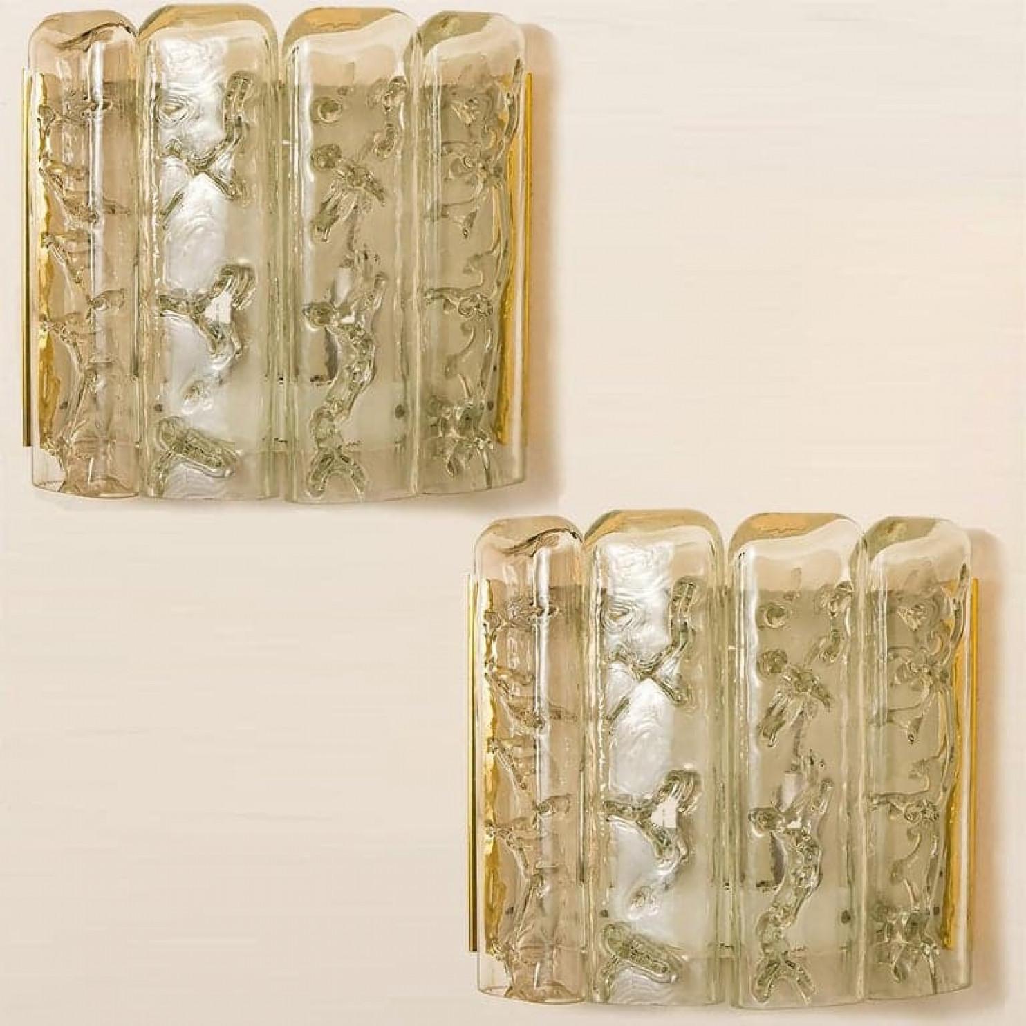 Grande quantité d'appliques murales structurées en verre soufflé et laiton de Doria, 1960 en vente 6