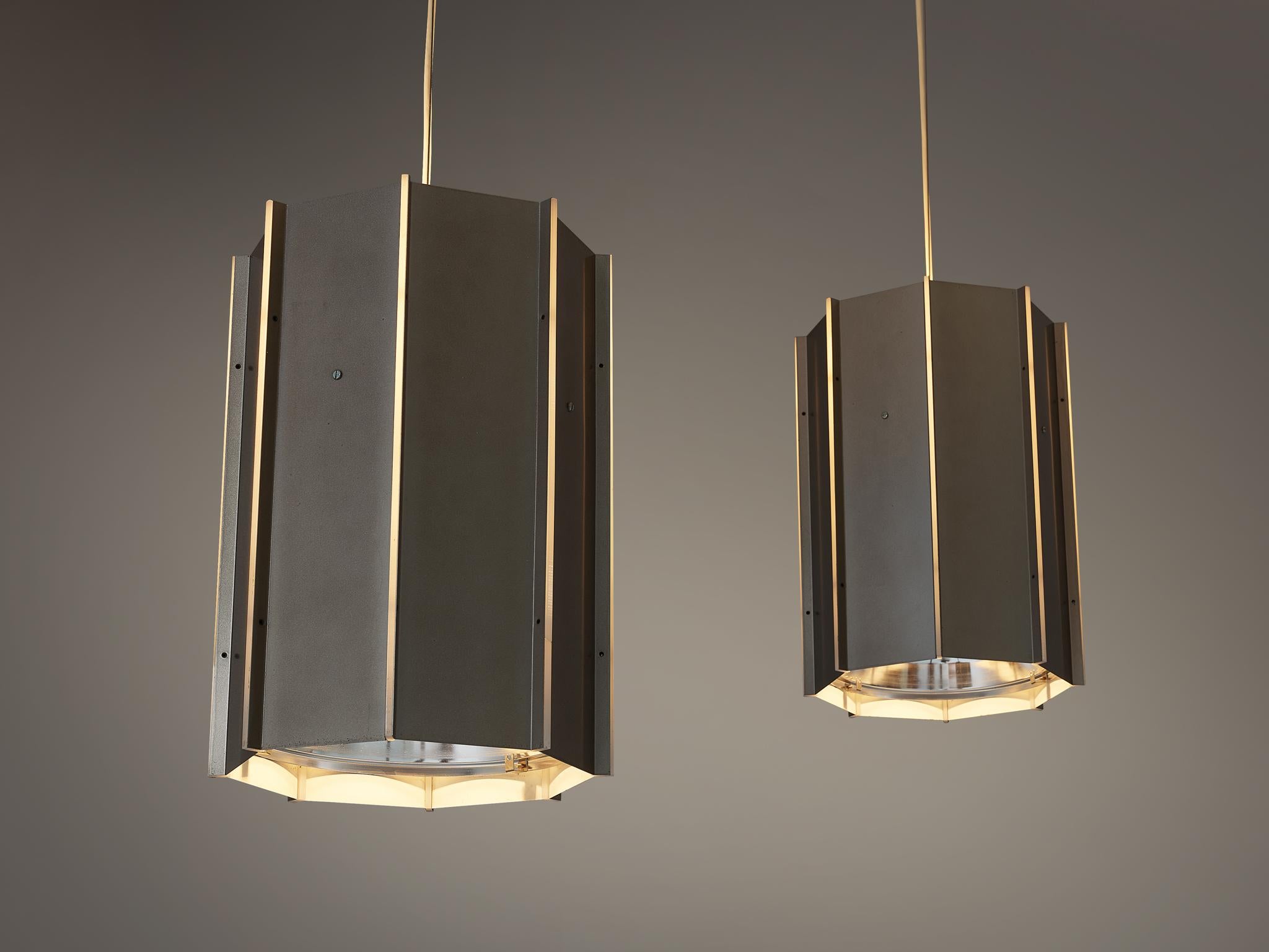 Dutch Large RAAK Pendants Model 'B-1011' in Aluminum and Perspex  For Sale