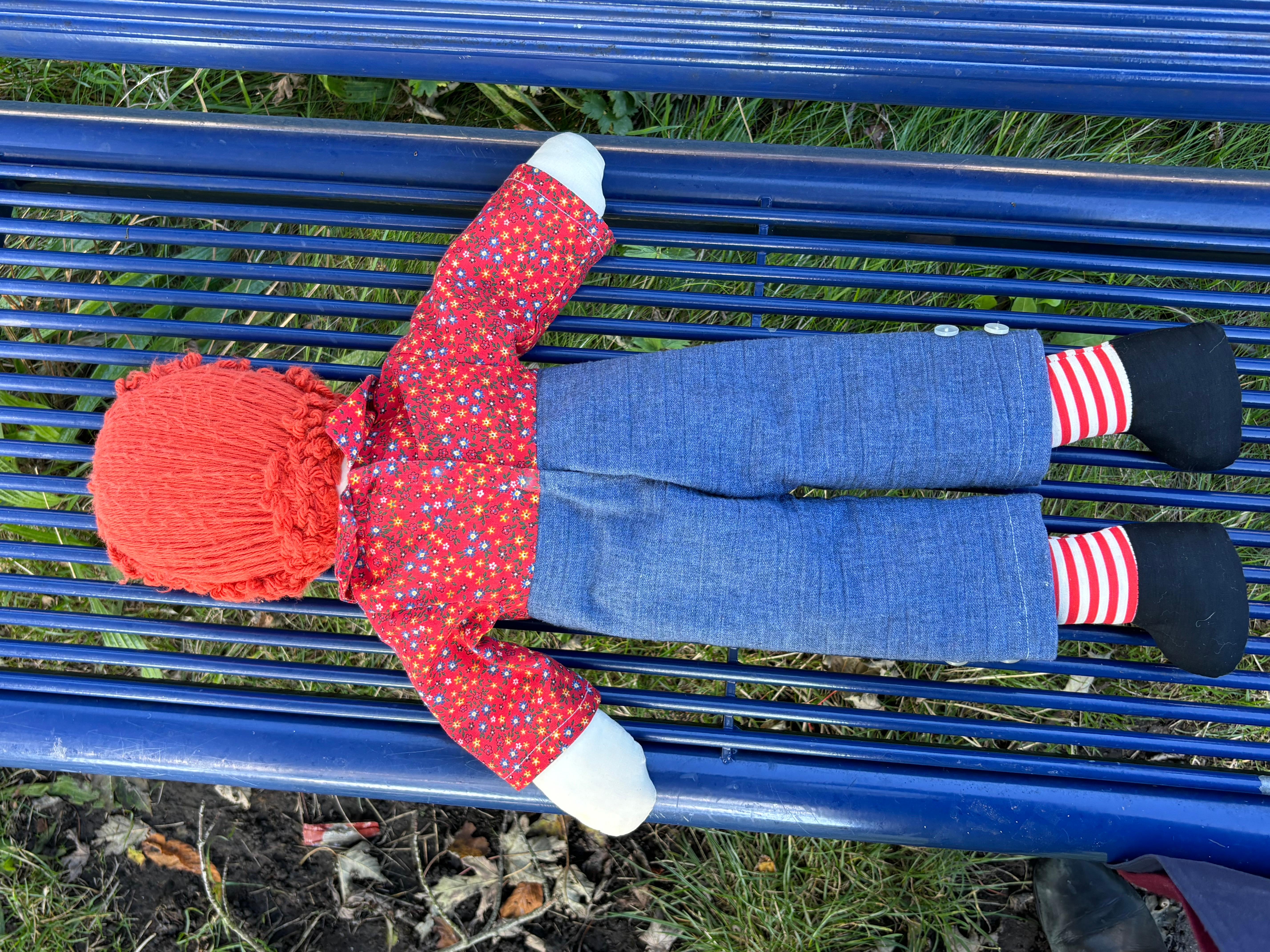 Large Rag Dolls after Famous Raggedy Ann and Andy, Ca. 1915 For Sale 3