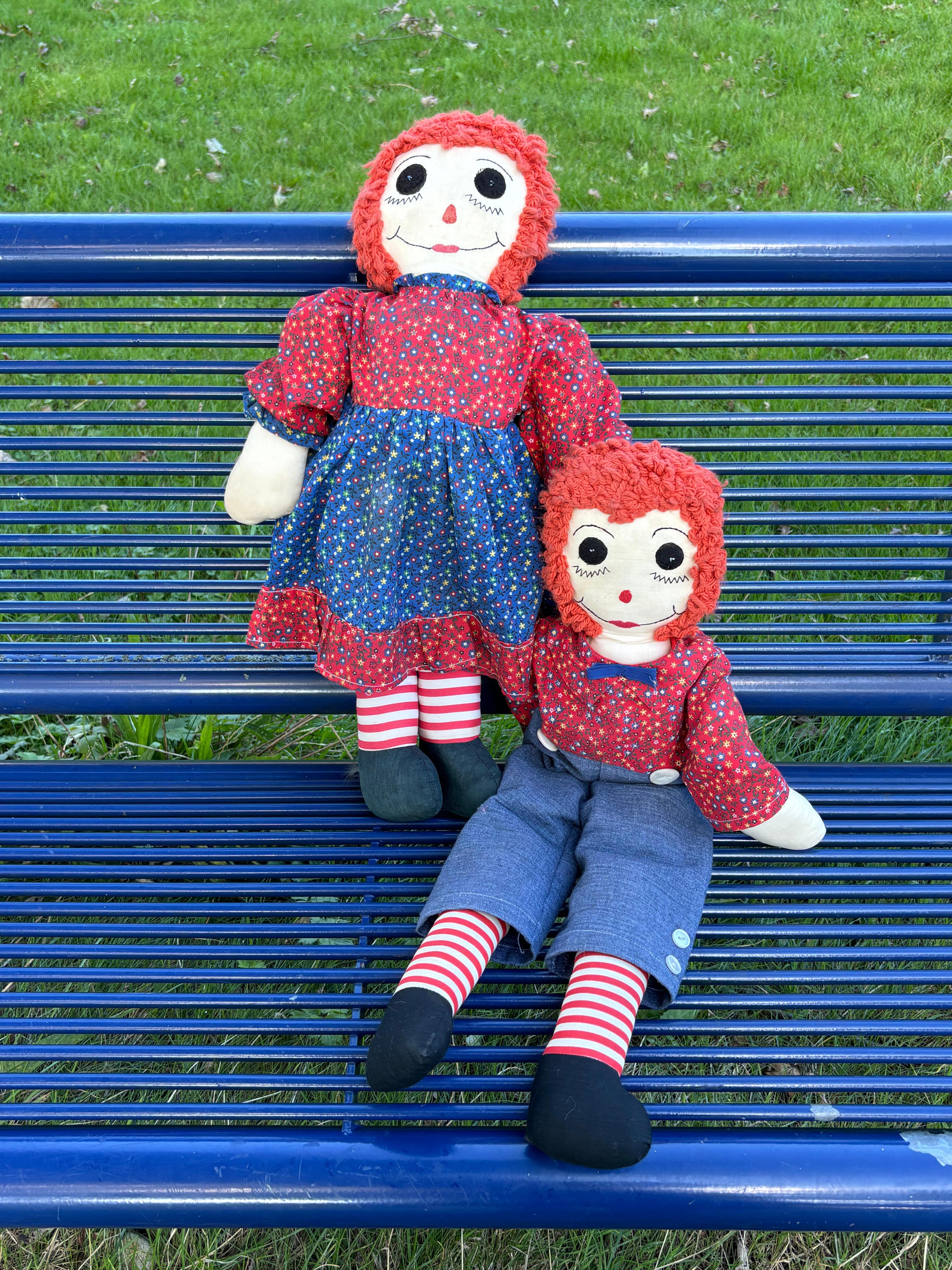 Large Rag Dolls after Famous Raggedy Ann and Andy, Ca. 1915 For Sale 1