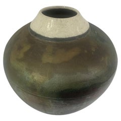 Vaso grande a forma di bulbo in ceramica Raku