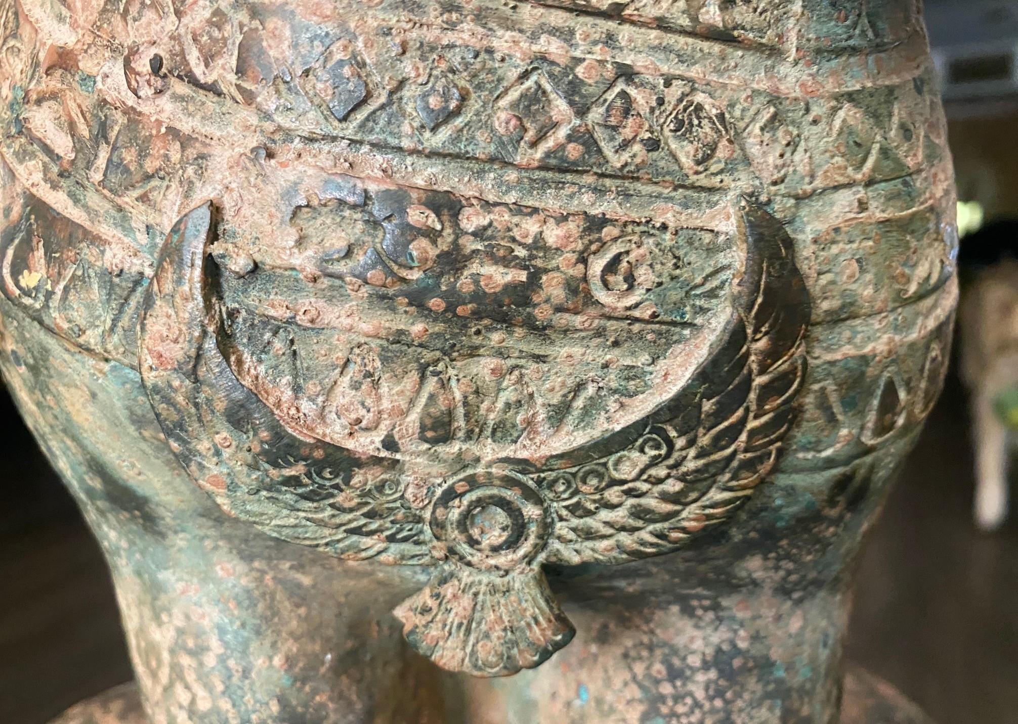 Große seltene ägyptische Bastet-Skulptur-Statue einer Katzengöttin aus Bronze im Art déco-Stil aus Bronze, um 1930 im Angebot 9