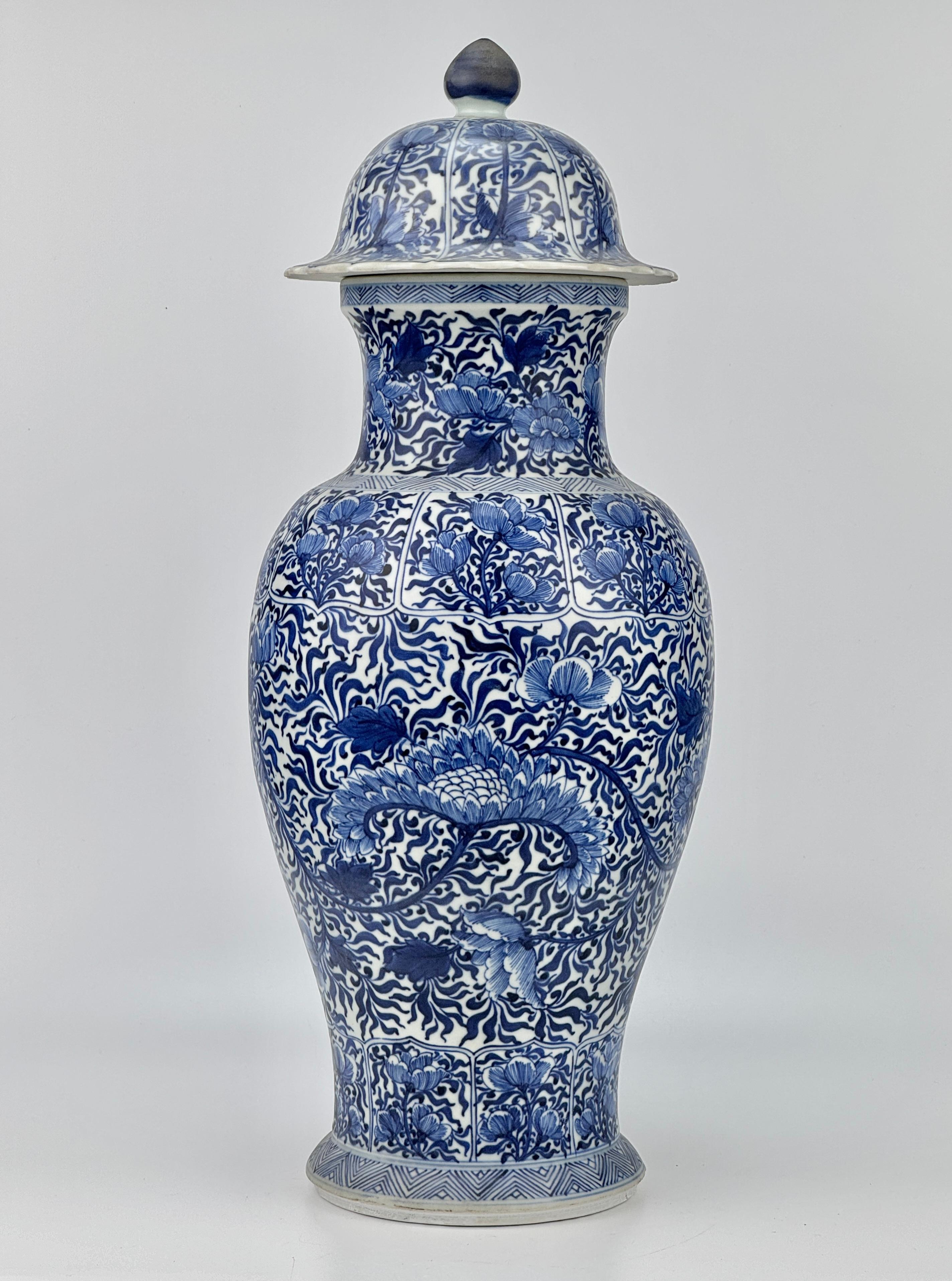 Glazed Large Rare Blue And White Baluster Vase, Qing Dynasty, Kangxi, Circa 1690 For Sale