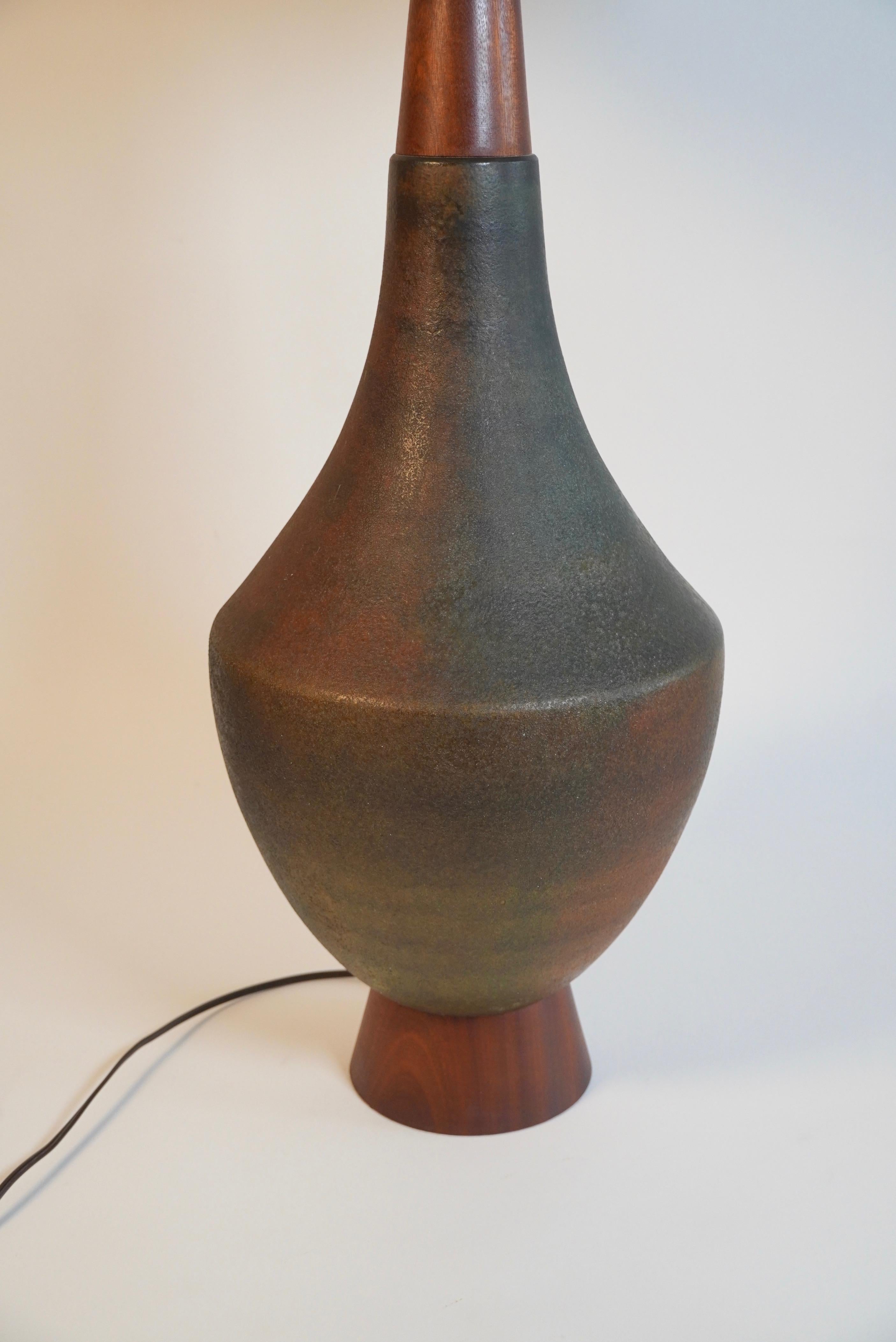 Mid-Century Modern Large Rare Ceramic & Walnut Table Lamp by Aldo Londi for Bitossi of Italy