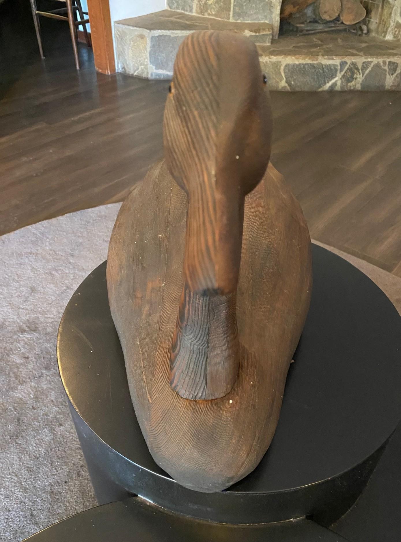 Gran Rara Herters Co. Vintage Antiguo Arte Popular Escultura de Madera de Cisne Negro en Bueno estado para la venta en Studio City, CA