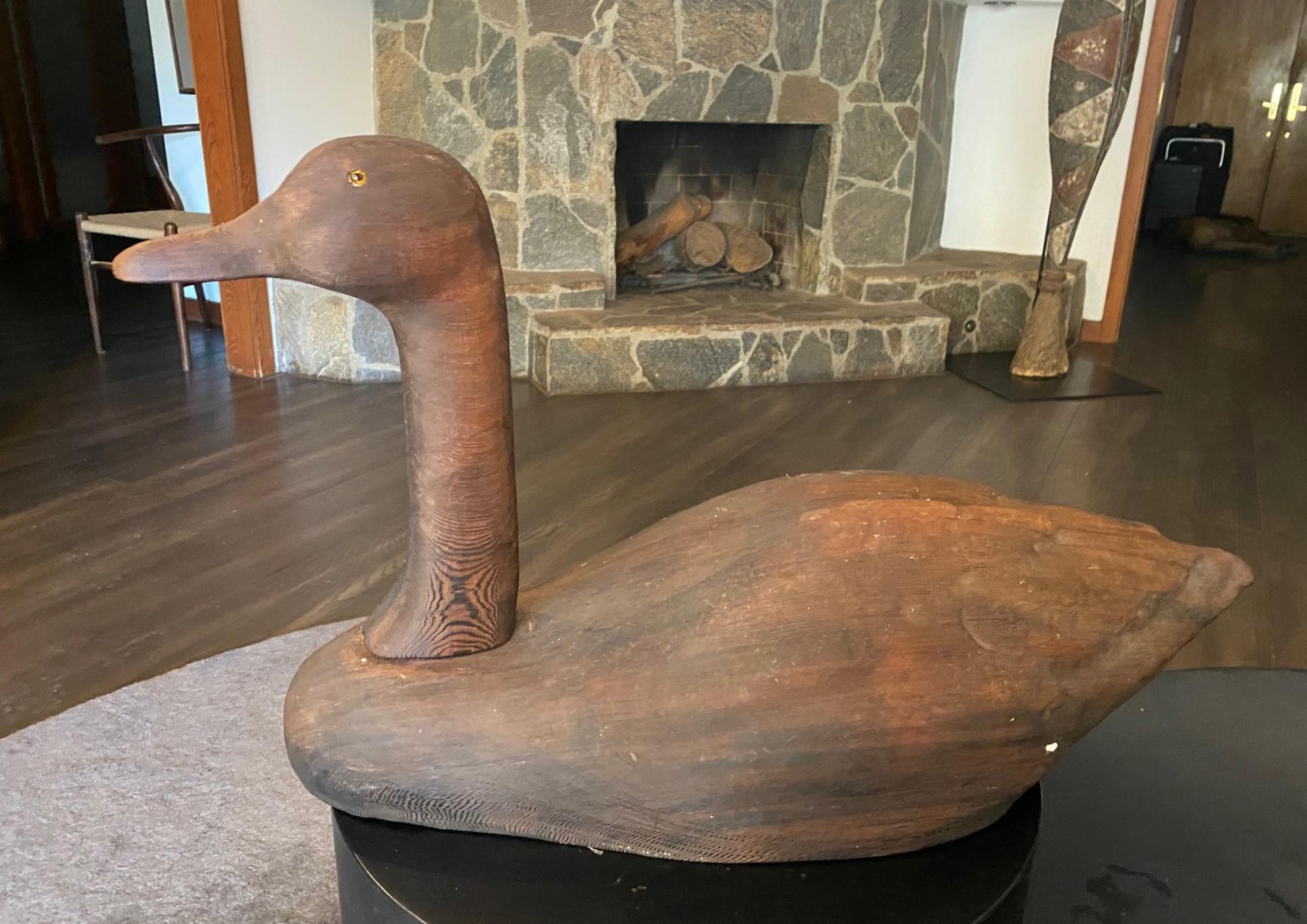 Gran Rara Herters Co. Vintage Antiguo Arte Popular Escultura de Madera de Cisne Negro en venta 1