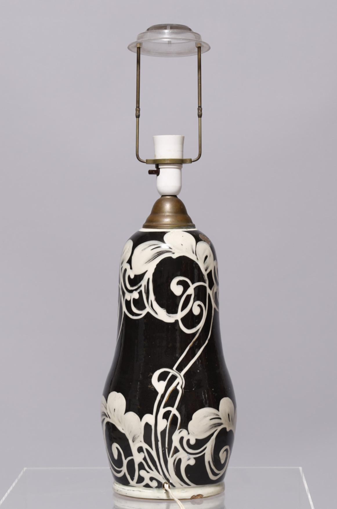 Fait main Grande et rare lampe de table en céramique Art Nouveau Humlebæk, Danemark, années 1930-1940 en vente