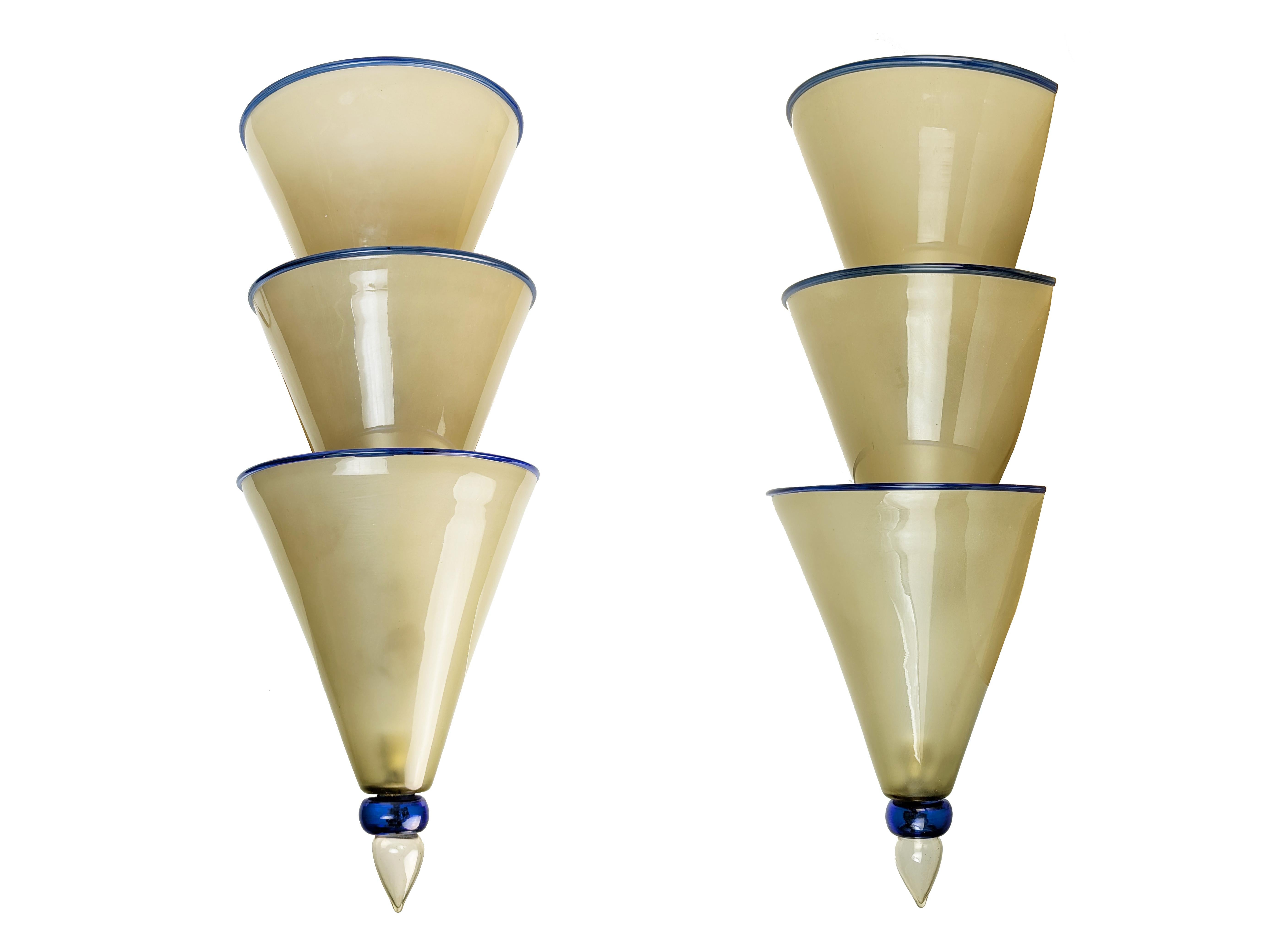 Große & seltene Paglierino & Blaues Murano Glas '30er Jahre Wandleuchter attr. zu Martinuzzi (Art déco) im Angebot