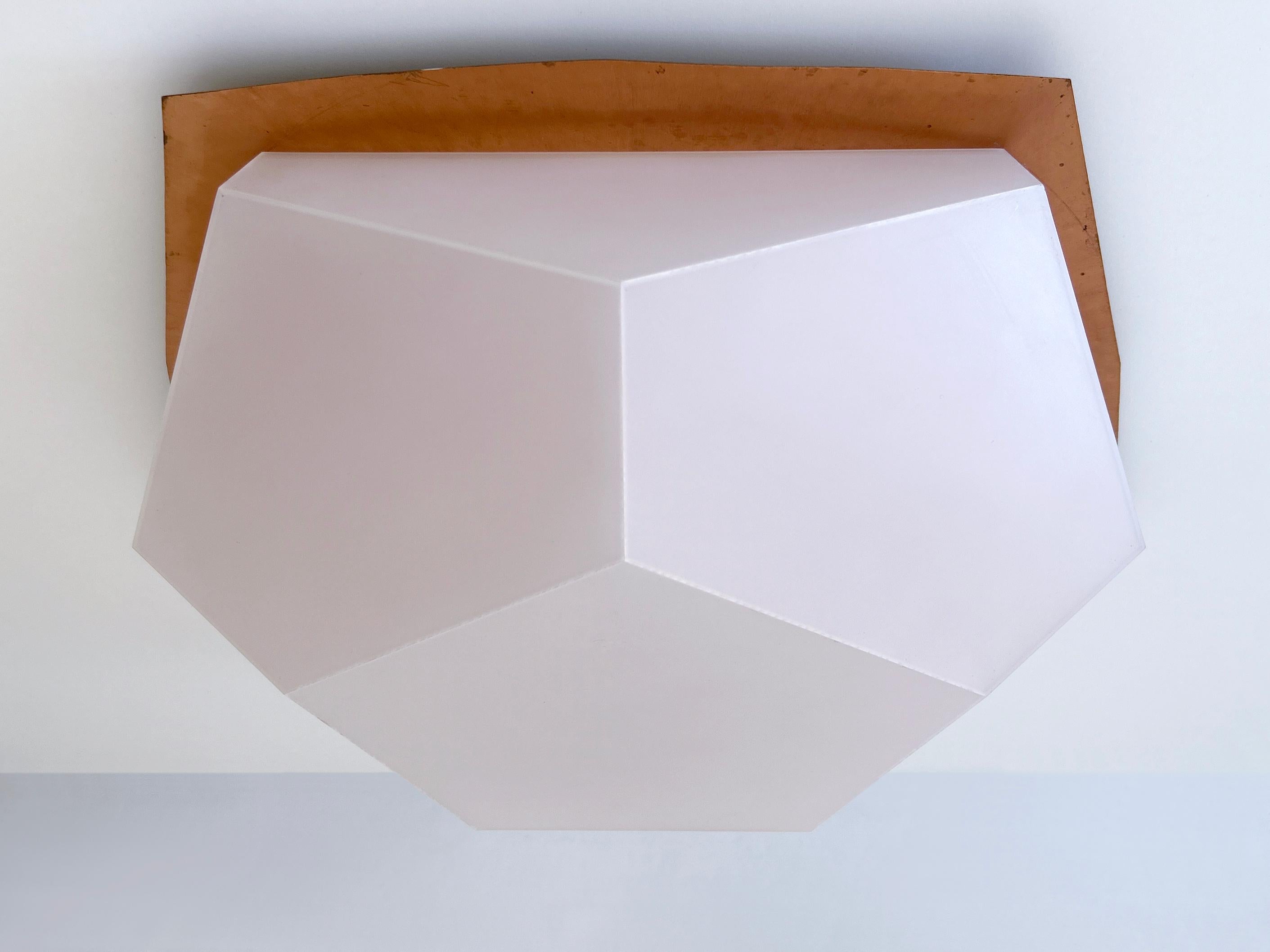 Cuivre Grand et rare plafonnier ou applique murale anthroposophique de l'école Rudolf Steiner, années 1960 en vente