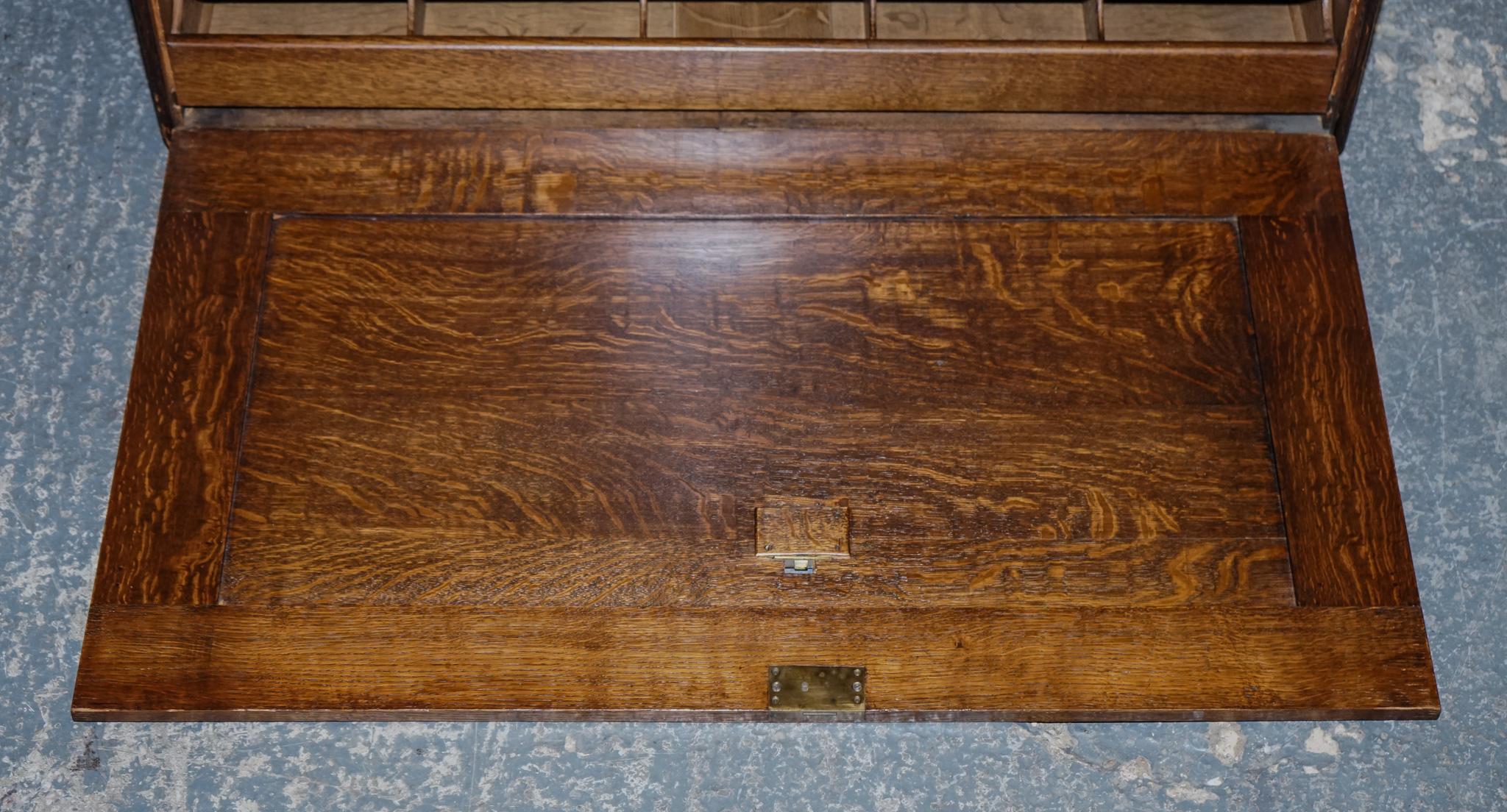 LARGE RARE VICTORIAN ANTIQUE MILITARY CAMPAIGN SPECiMEN TRUNK OR LETTERS TRUNK For Sale 4