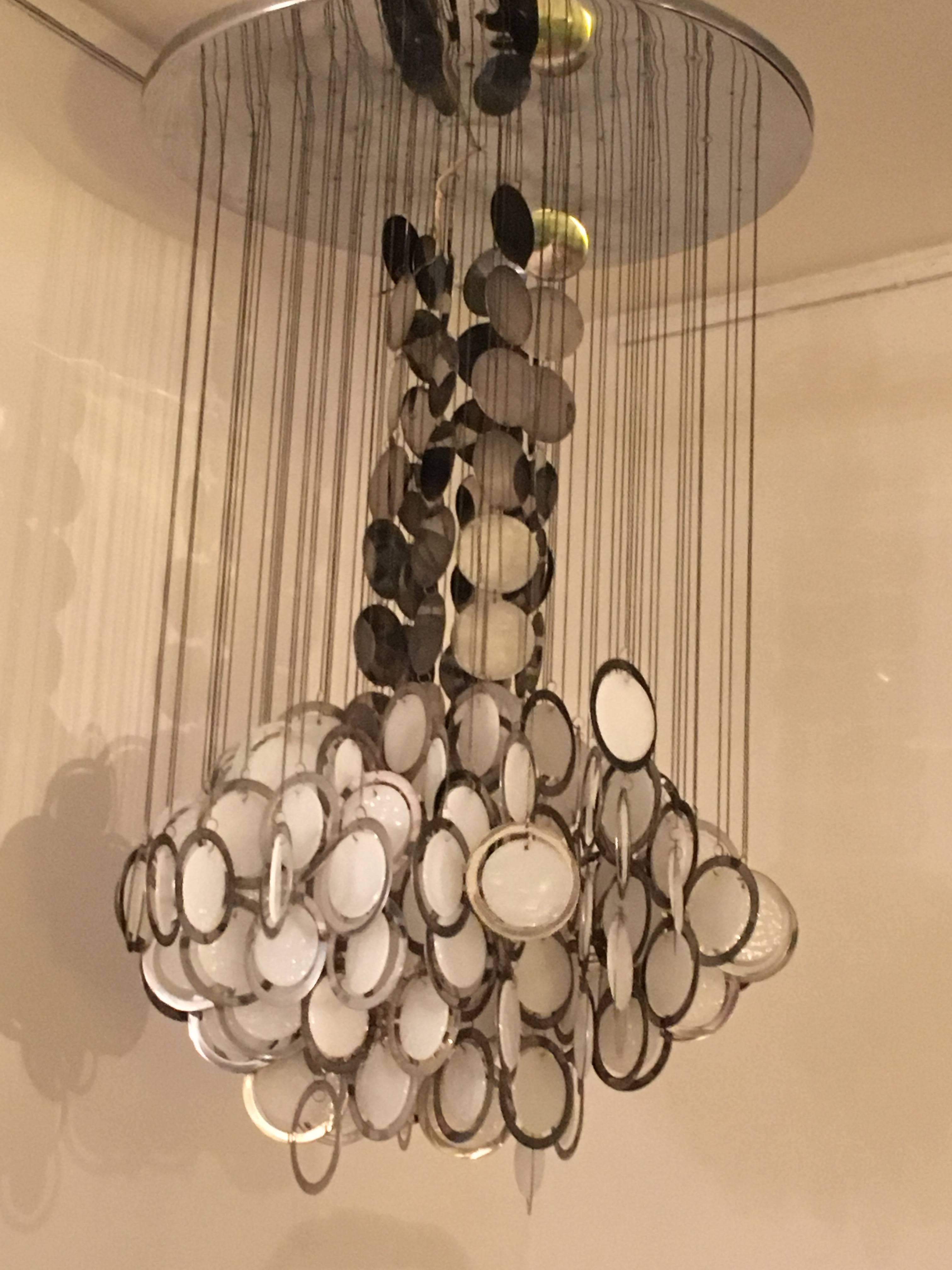 Large Rare Vistosi Opal Glass and Chrome Discs Chandelier, Murano, Italy, 1960s In Good Condition In Antwerp, BE