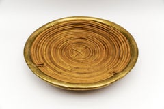 Große handgefertigte Teller aus Rattan und Messing, Mid-Century Modern, Österreich, 1950er Jahre
