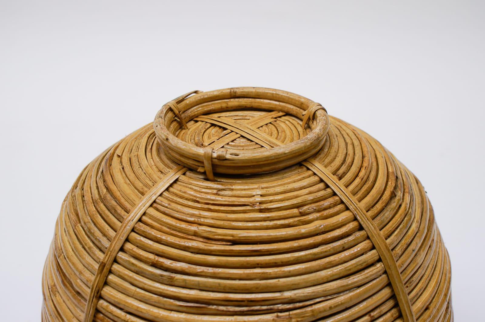 Large Rattan and Brass Midcentury Handcrafted Bowl, Austria, 1950s For Sale 7