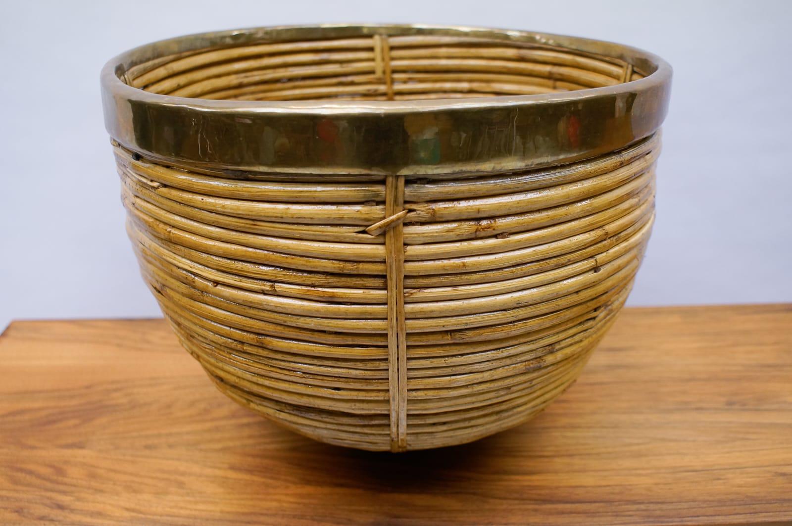 Mid-Century Modern Large Rattan and Brass Midcentury Handcrafted Bowl, Austria, 1950s For Sale