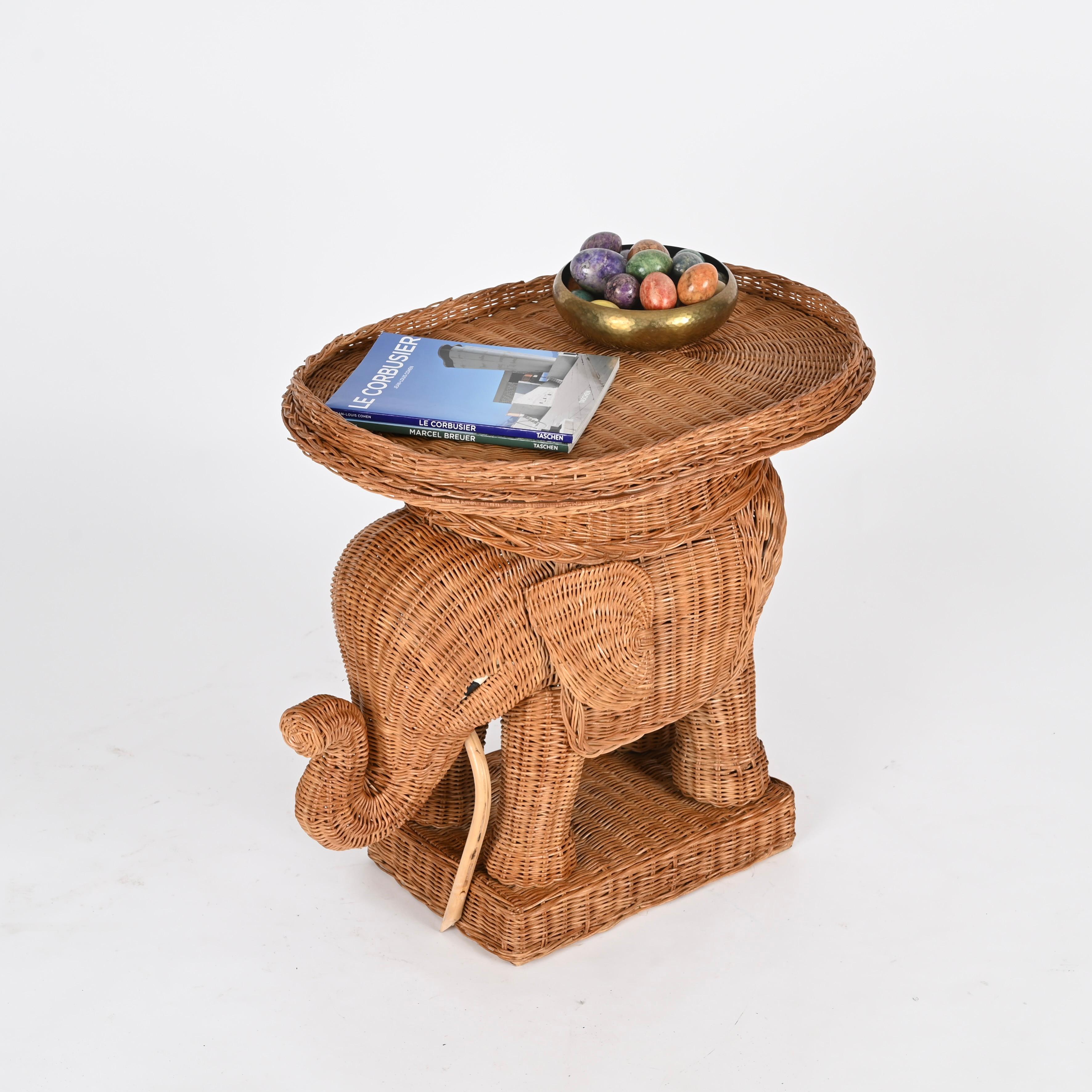 Grande table d'appoint éléphant en rotin et osier de Vivai del Sud, Italie, 1970 en vente 9