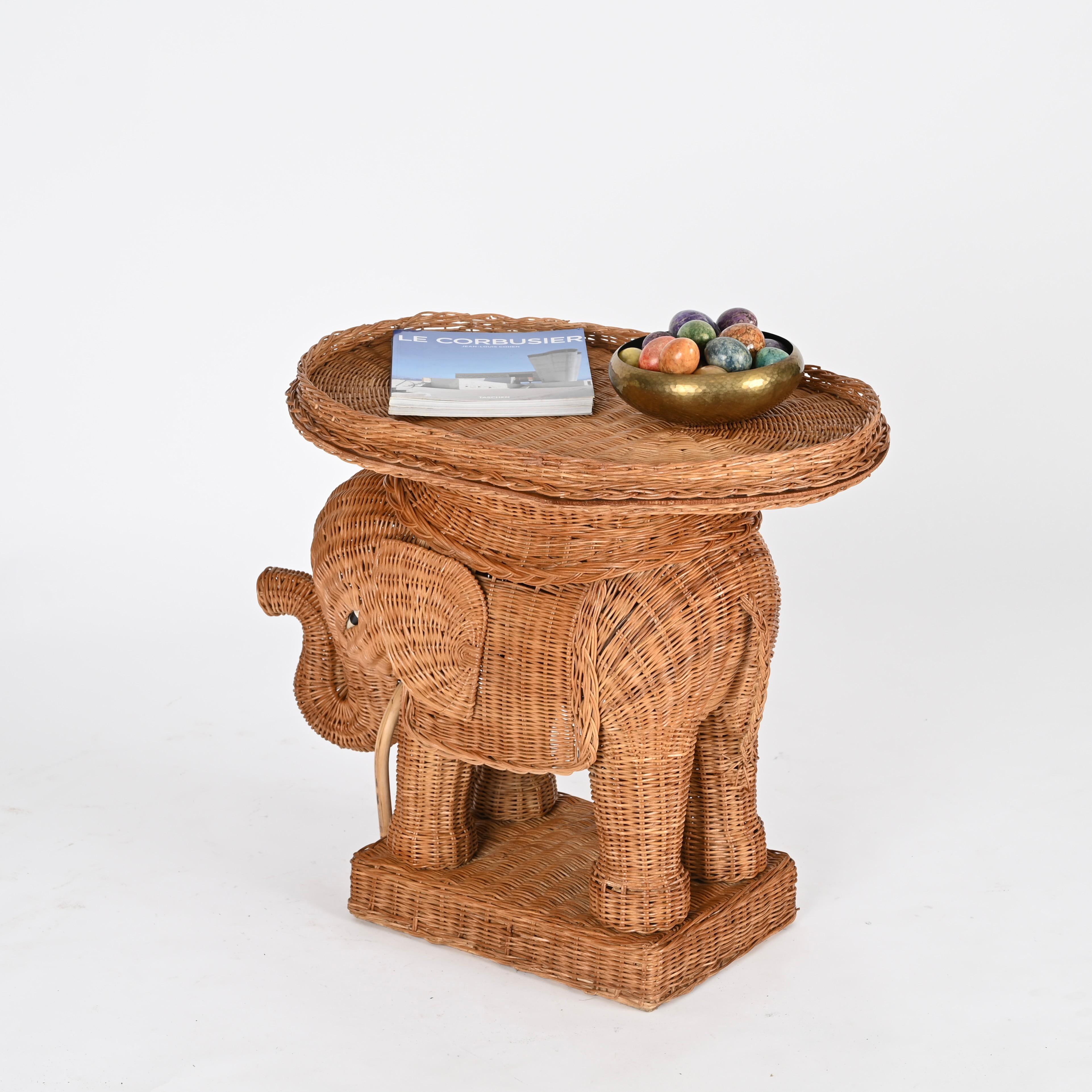 Bambou Grande table d'appoint éléphant en rotin et osier de Vivai del Sud, Italie, 1970 en vente