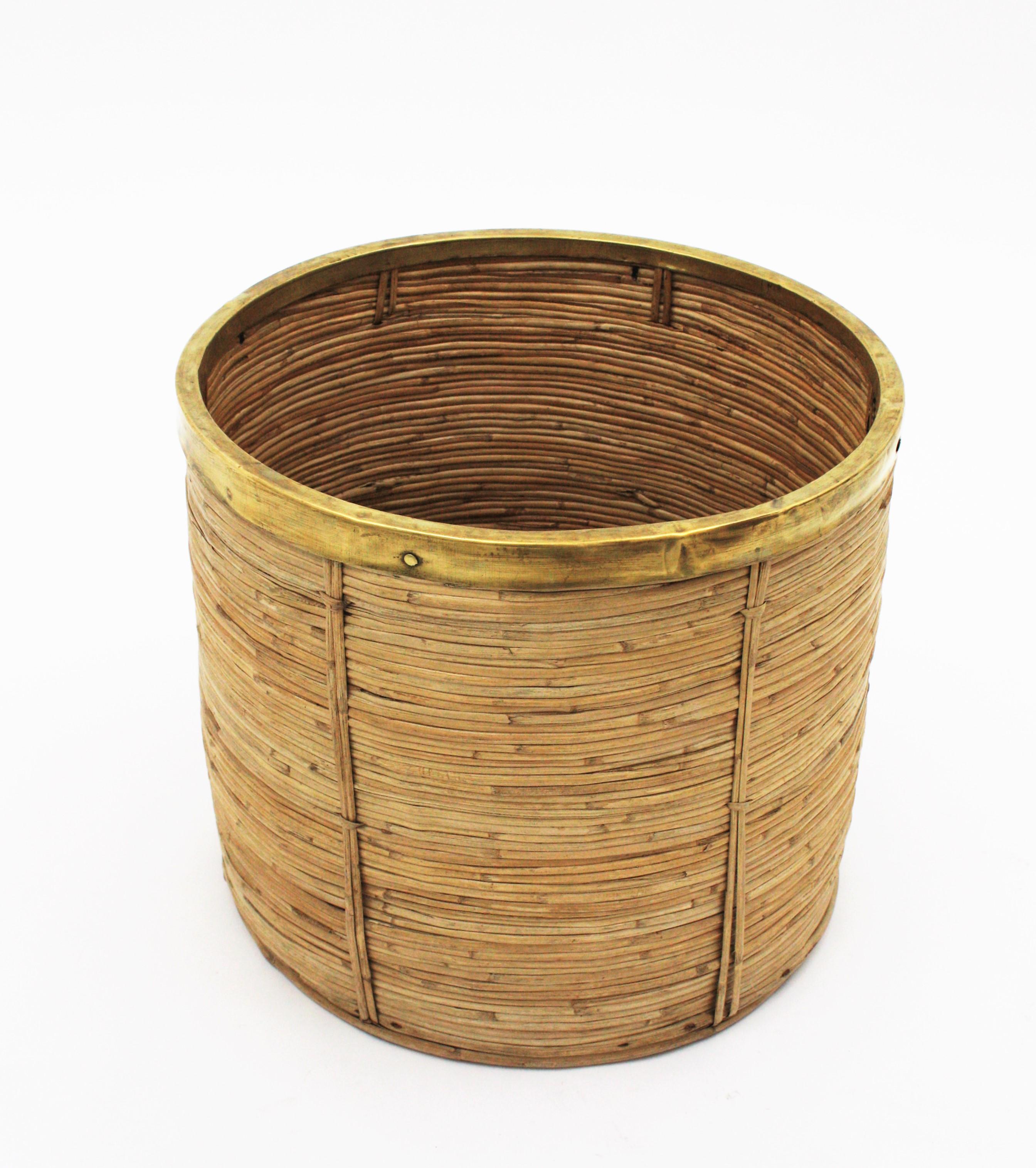 Large Rattan Bamboo Round Planter with Brass Rim, Italy, 1970s For Sale 6