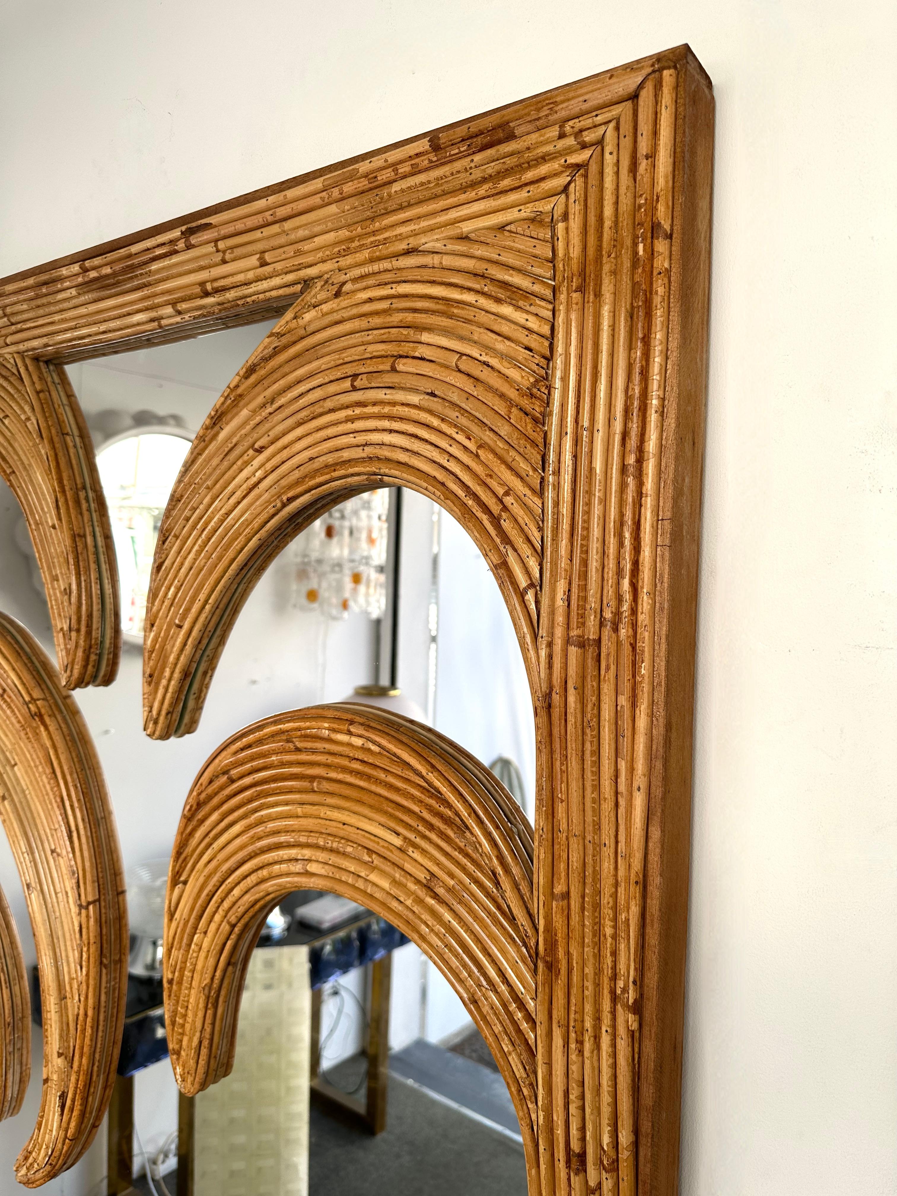 Large Rattan Palm Tree Mirror by Vivai Del Sud. Italy, 1970s In Good Condition In SAINT-OUEN, FR