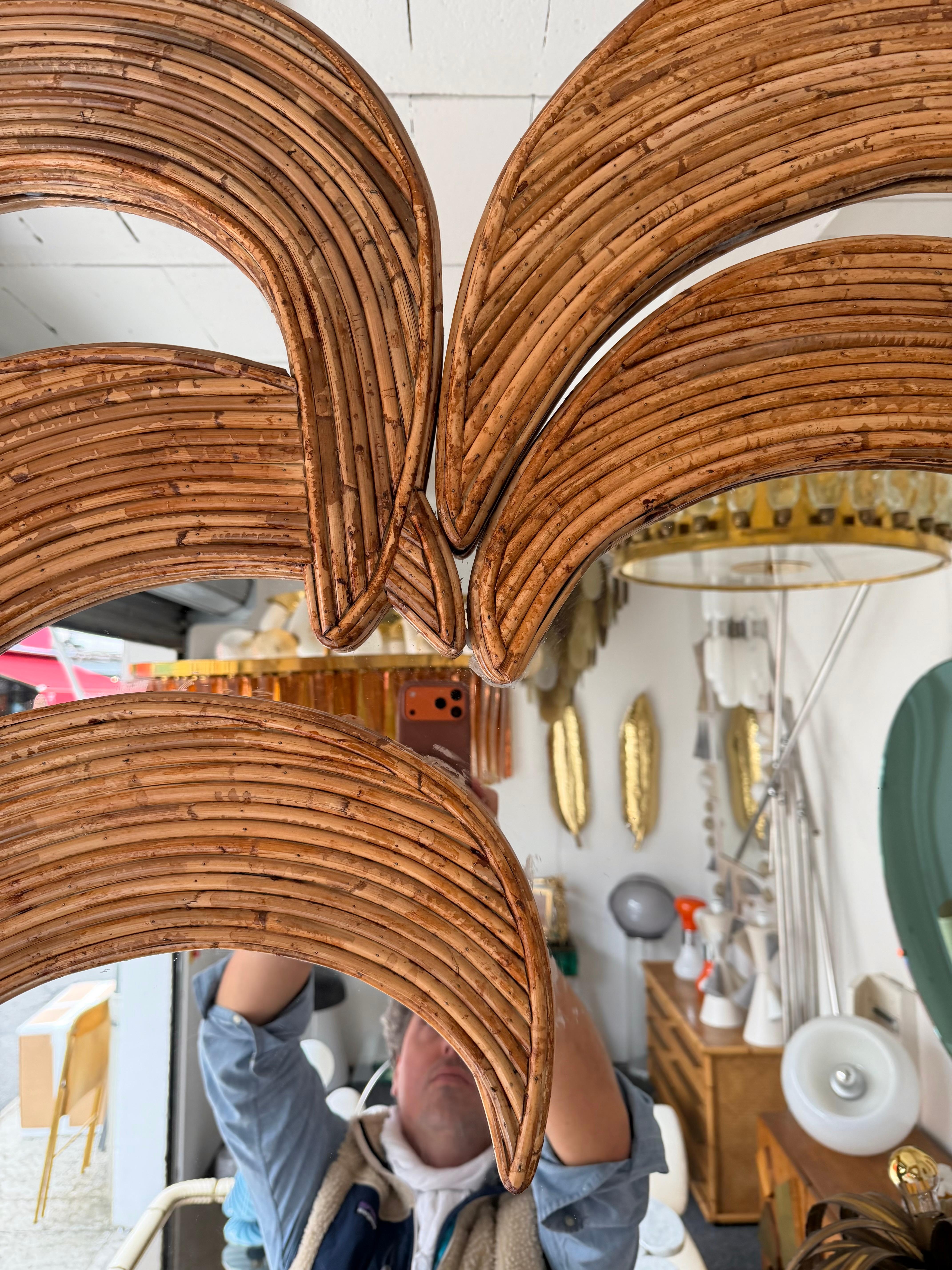 Large Rattan Palm Tree Mirror by Vivai Del Sud. Italy, 1970s Bon état - En vente à SAINT-OUEN, FR