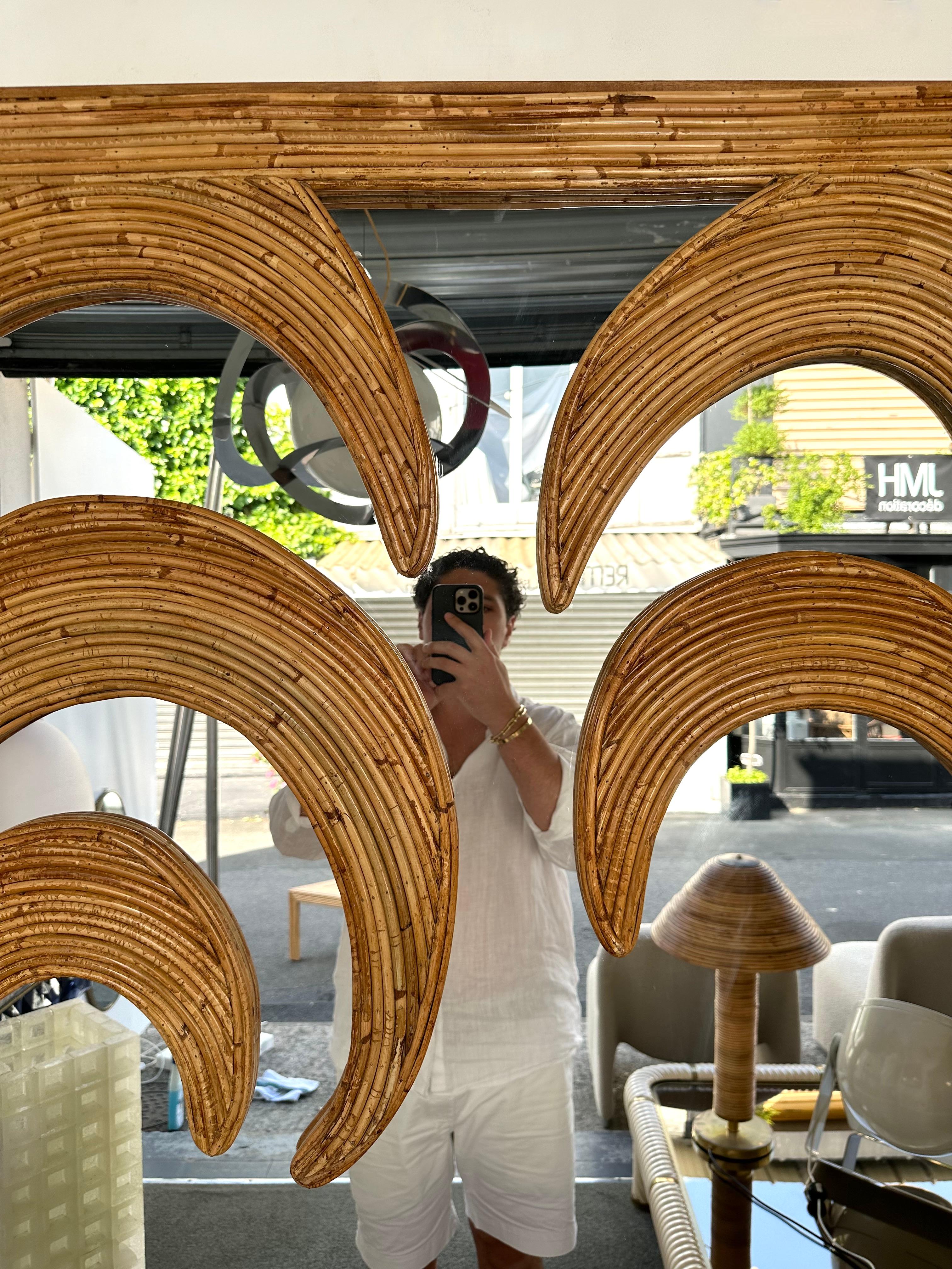 Bamboo Large Rattan Palm Tree Mirror by Vivai Del Sud. Italy, 1970s