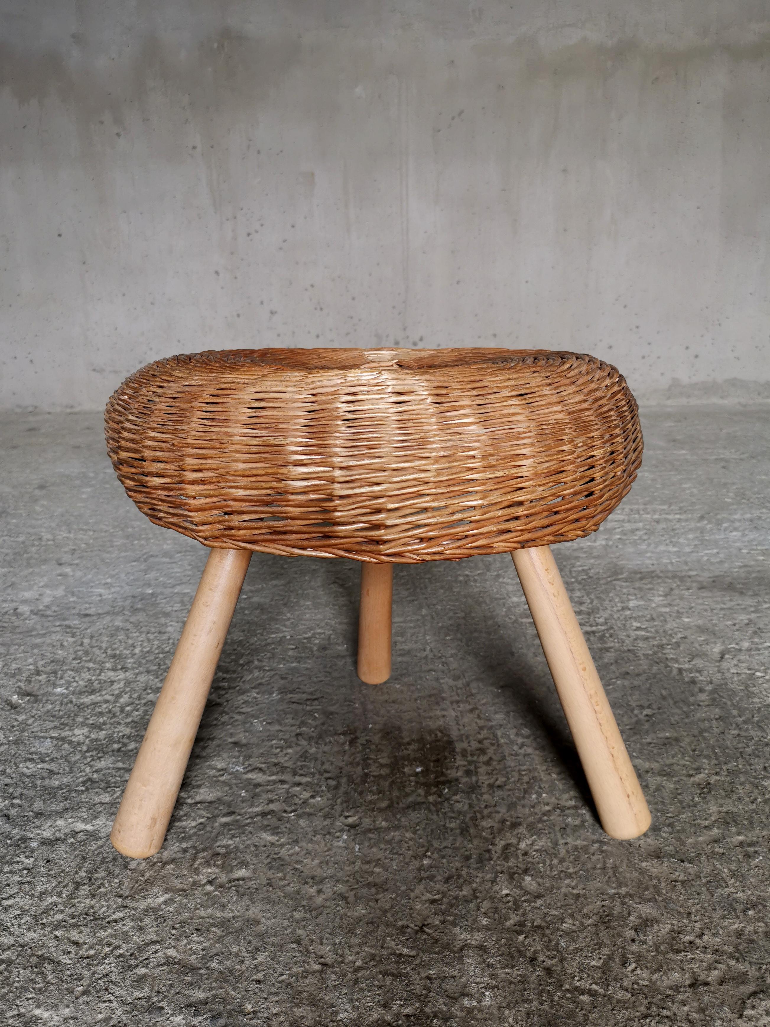 This large Swedish rattan/cane tripod stool in the style of Tony Paul comes from a 1950 family vacation cottage in the Swedish coastal town Höllviken
Acquired from family of the original owner this stool was been kept in mint condition.
With at