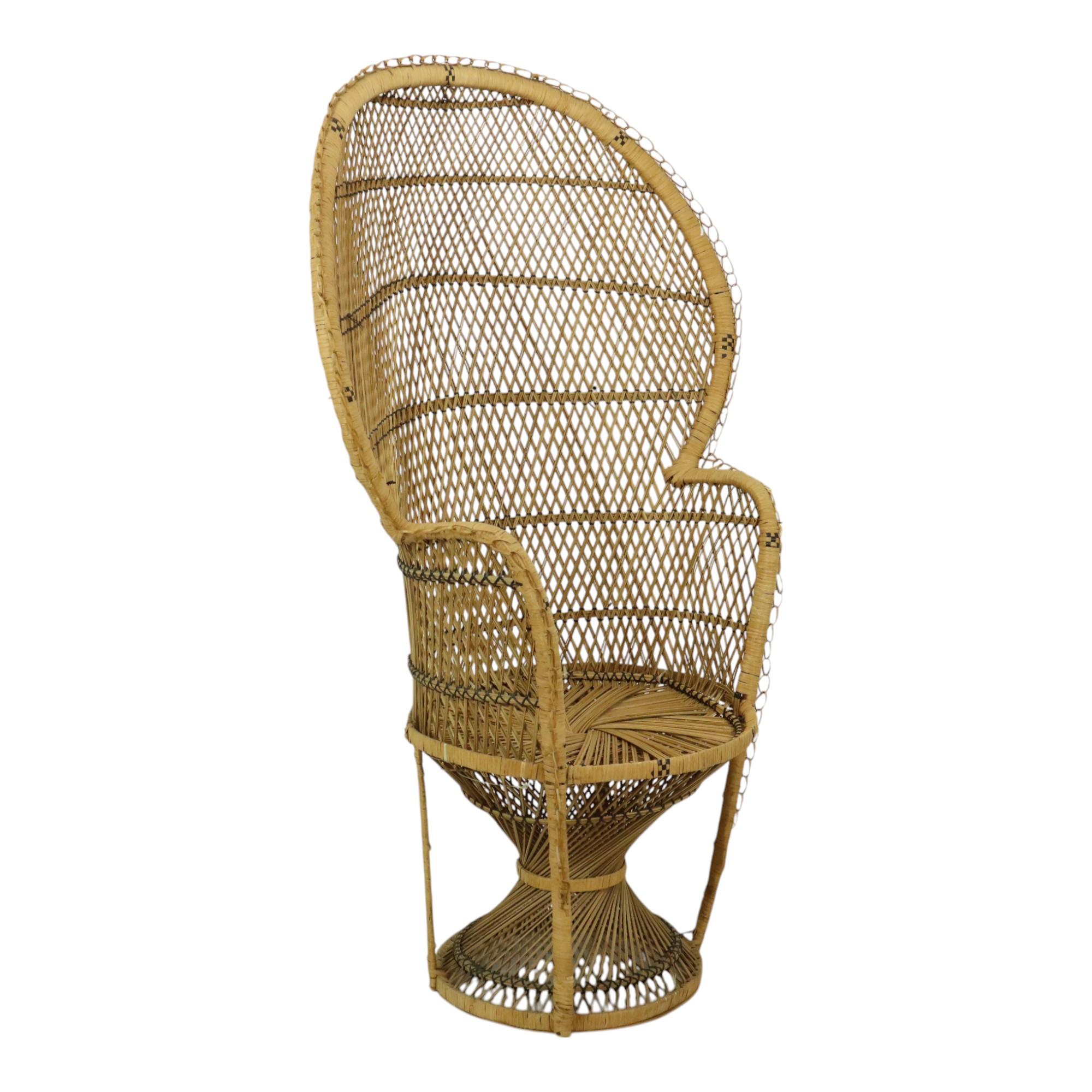 Vimini Sedia pavone grande in vimini Rattan Trono Emanuelle Boho 131cm in vendita