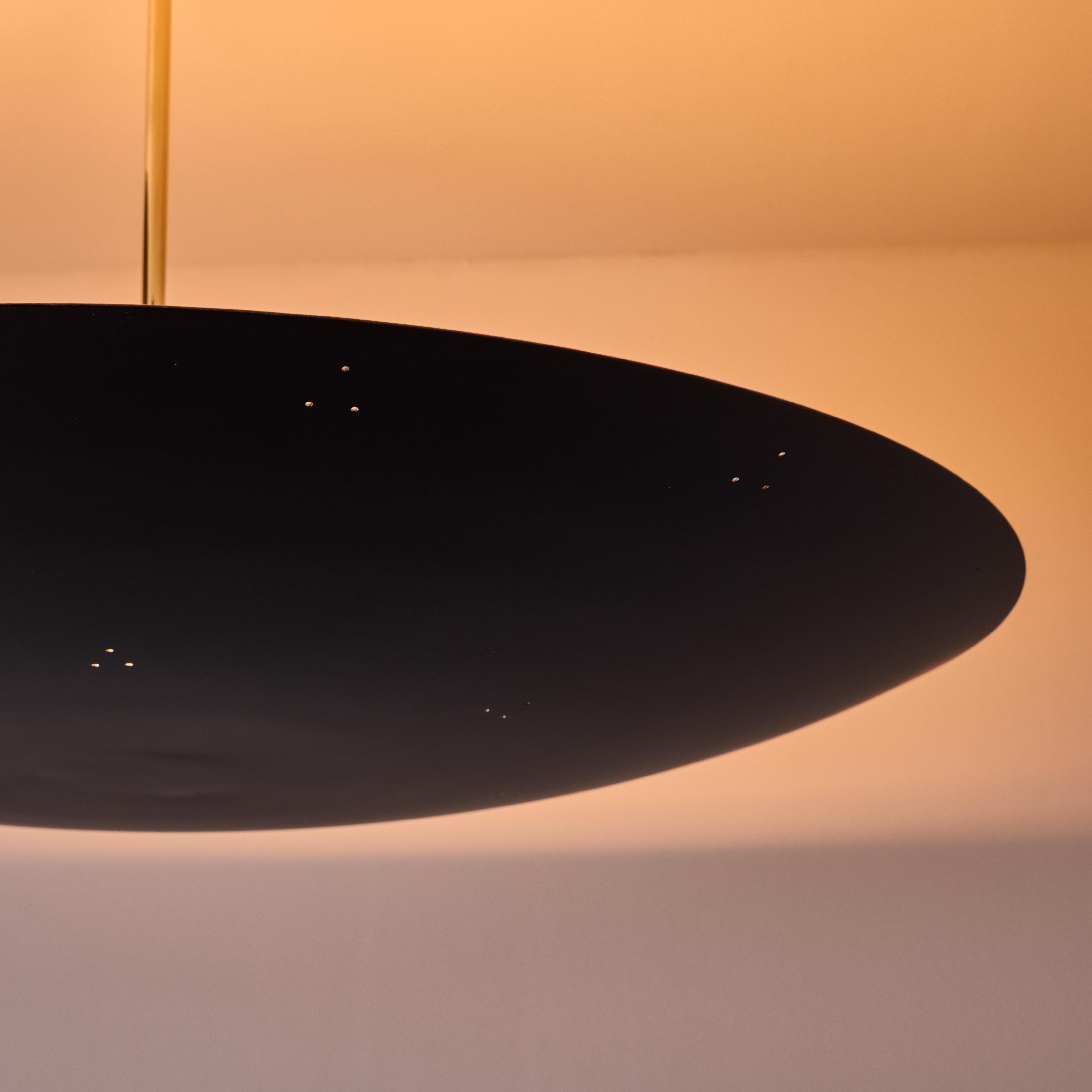 Grande lampadario a cupola in metallo traforato Raul Reyes 'Rey 26' in nero in vendita 3