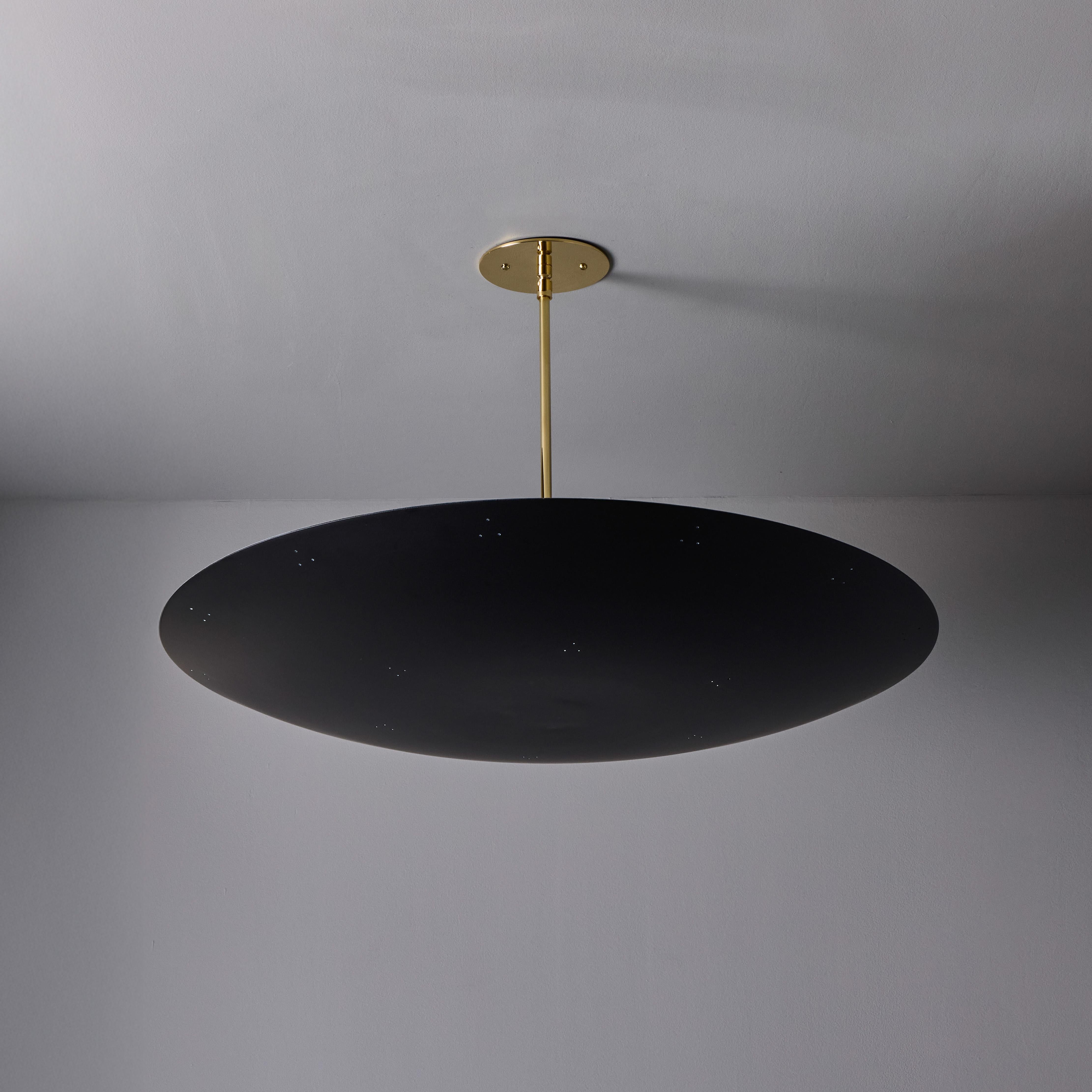 Dipinto Grande lampadario a cupola in metallo traforato Raul Reyes 'Rey 26' in nero in vendita