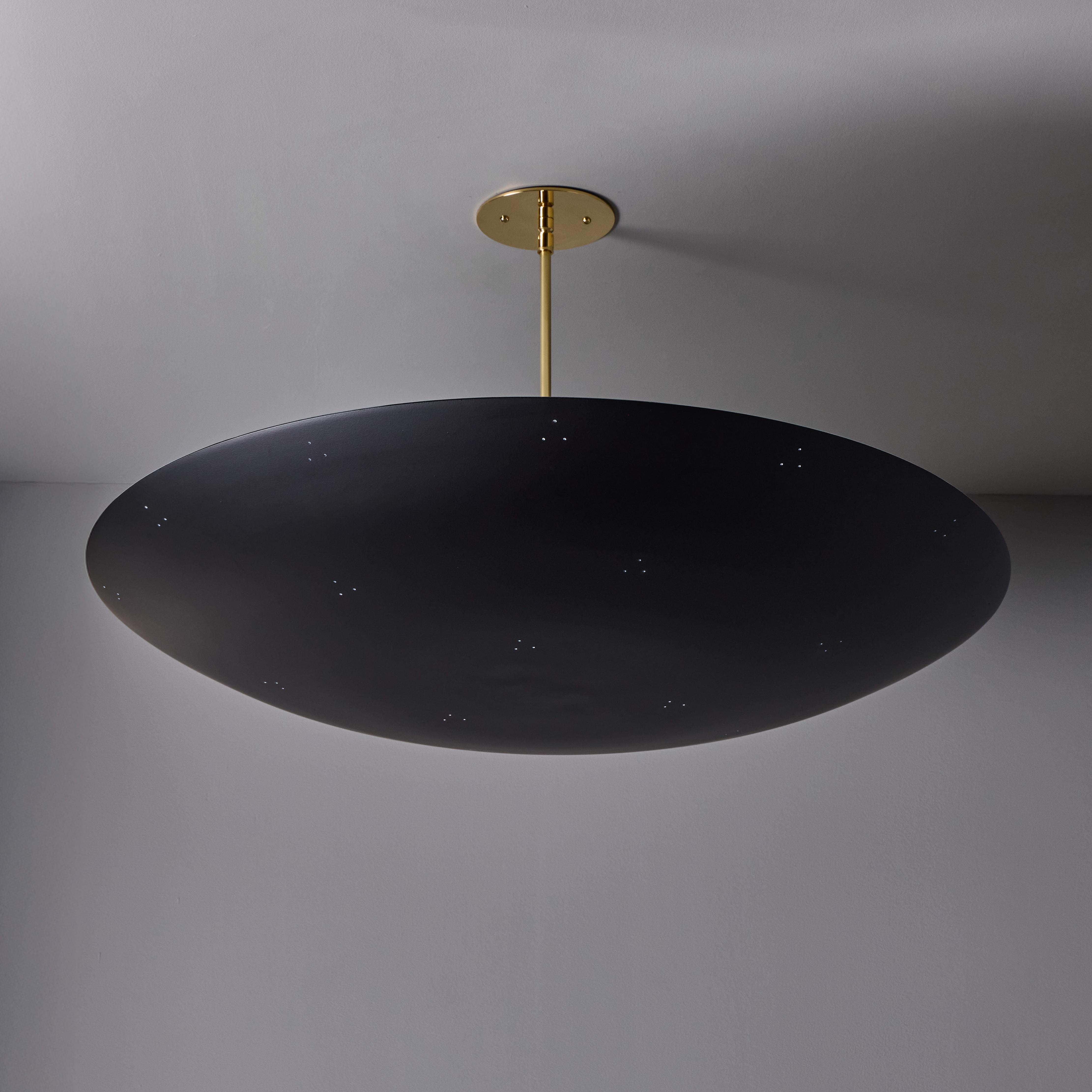 Americano Grande lampadario a cupola traforata Raul Reyes 'Rey 30' in nero in vendita