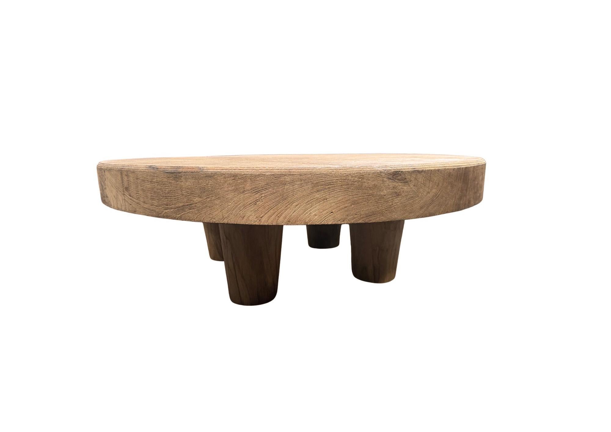 Grande table en bois de teck recyclé, finition Nature, moderne et organique Neuf - En vente à Jimbaran, Bali