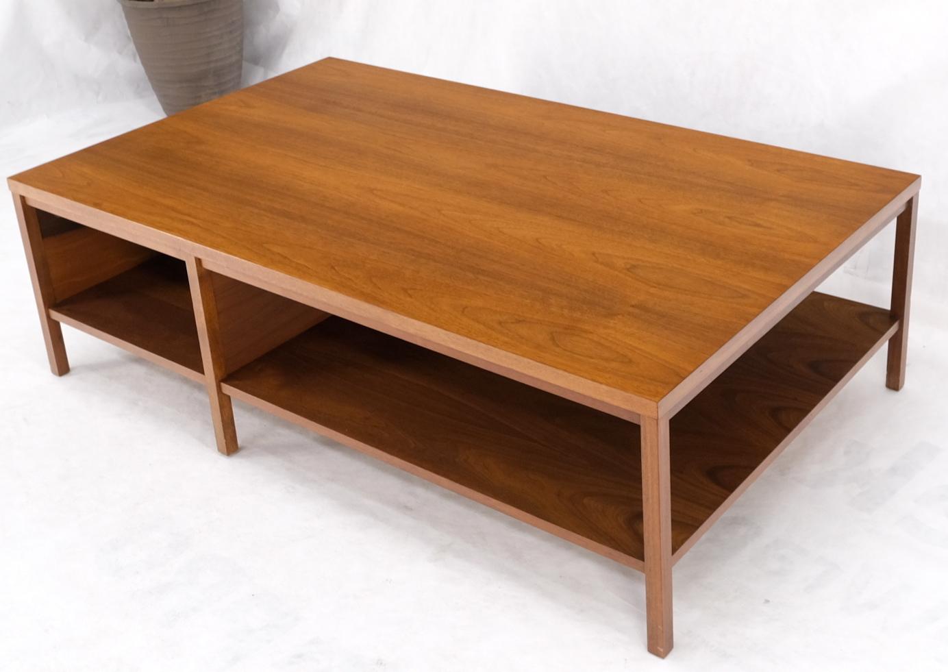 20th Century Large Rectangle Walnut One Drawer Paul McCobb Coffee Table for Calvin 1960s Mint For Sale