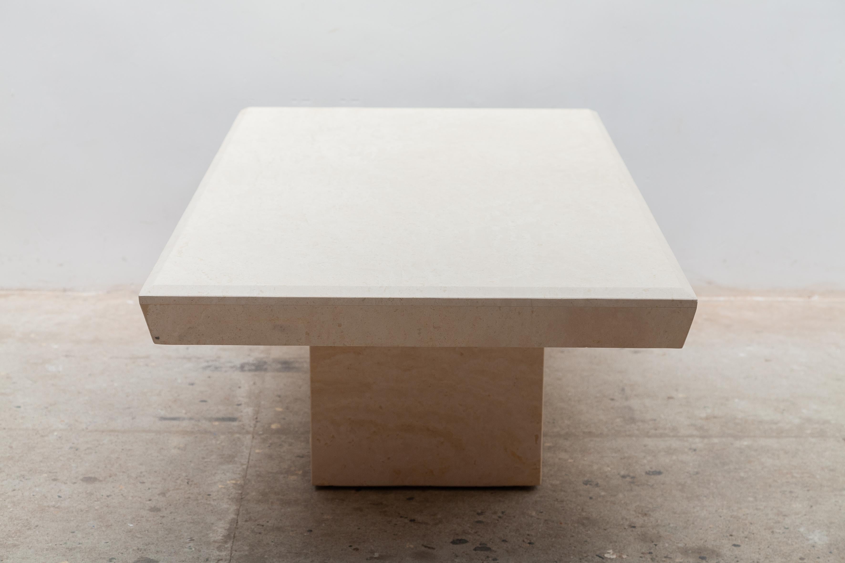 Late 20th Century Large Rectangular Marble Coffee table