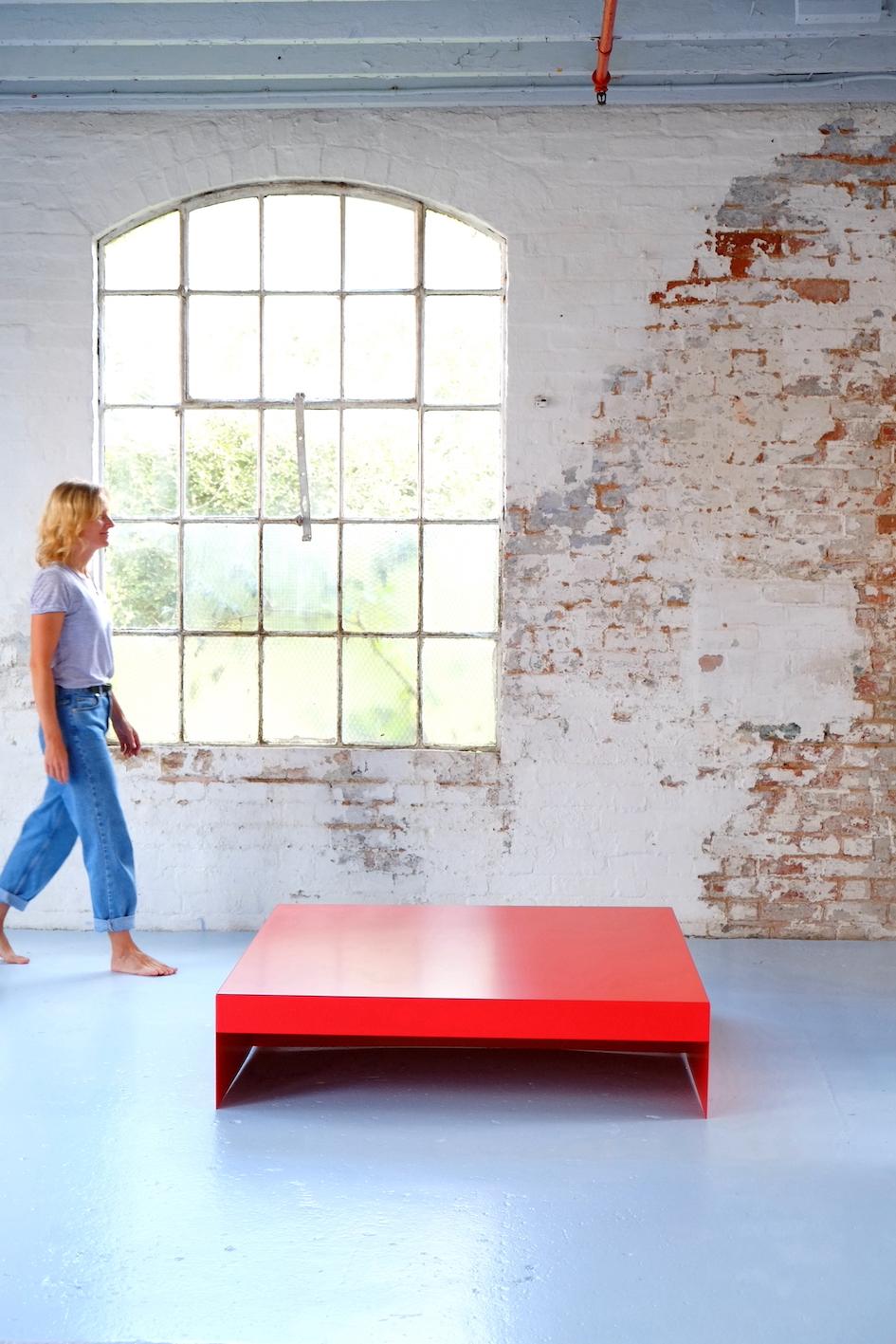 Aluminum Large Rectangular Red Single Form Coffee Table in Aluminium - Customisable For Sale