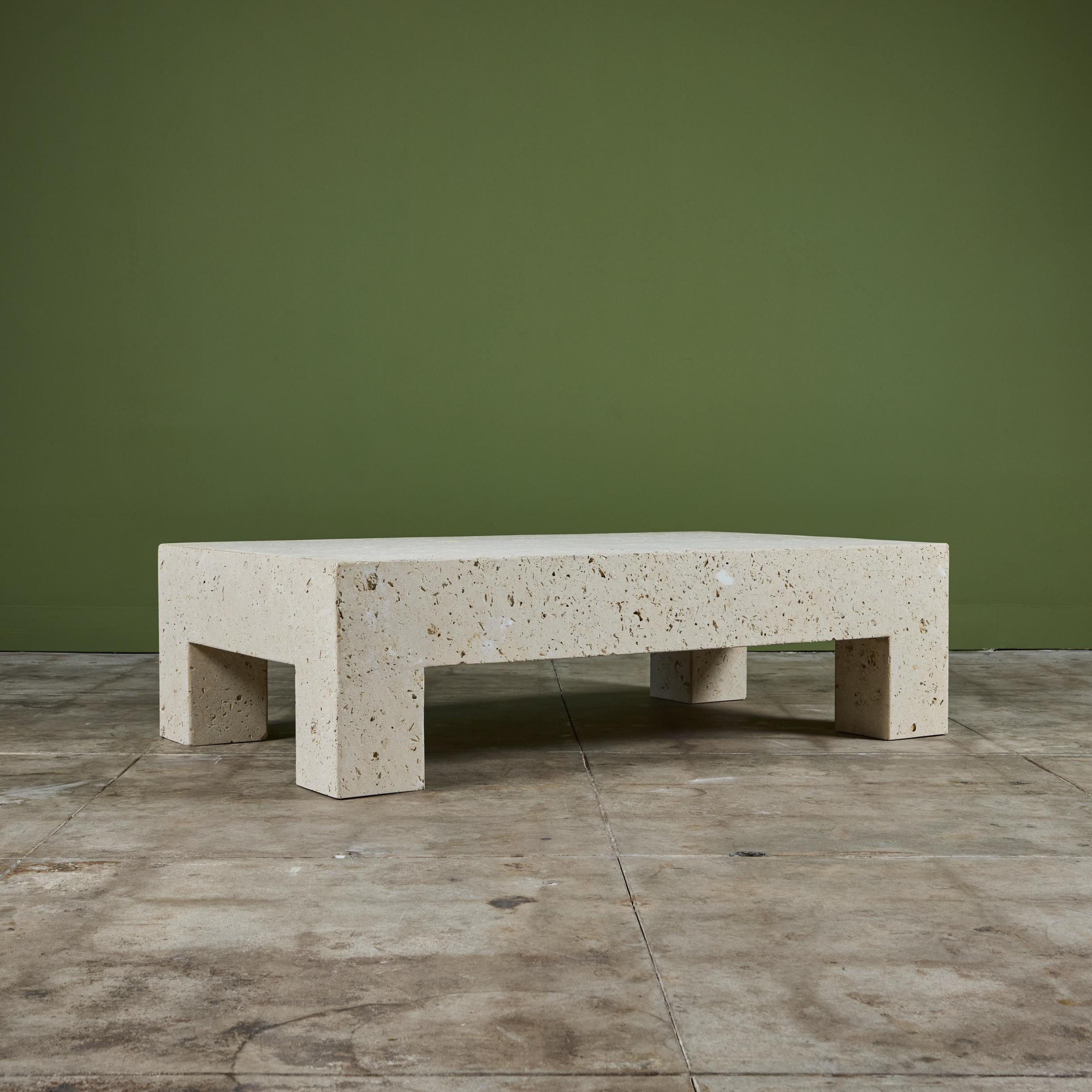 Coquillage Grande table basse rectangulaire Texas Cordova Shellstone en vente