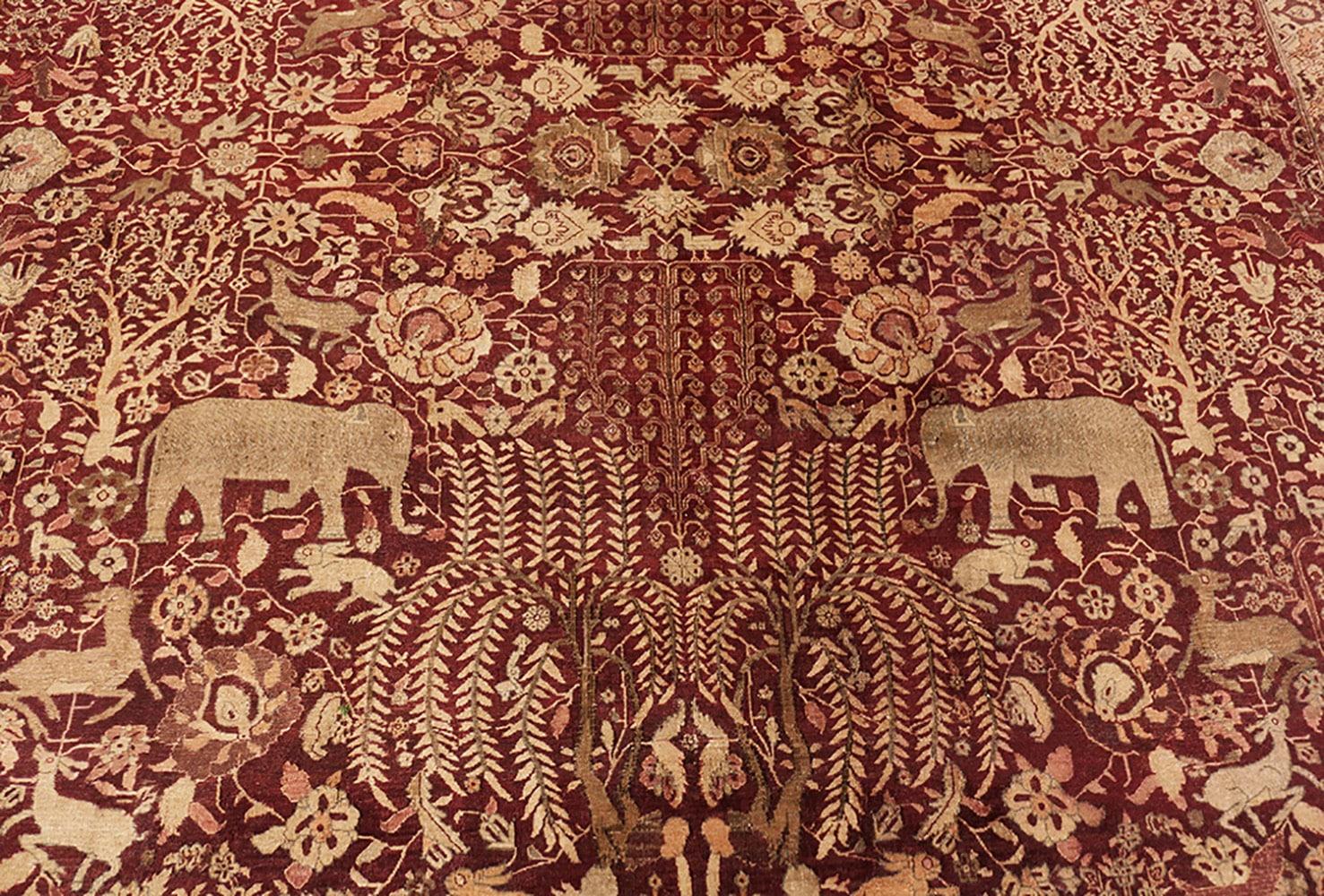 Antique Indian Agra Rug. Size: 11 ft 6 in x 16 ft 9 in For Sale 1