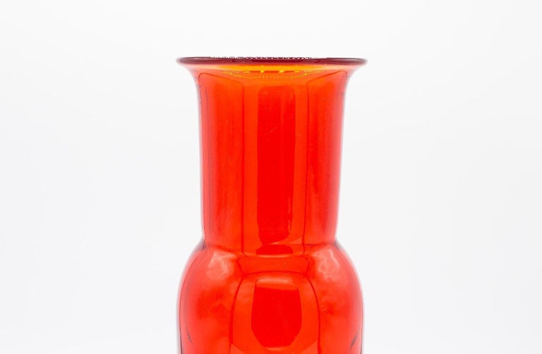 Large Red Art Glass Vase For Sale at 1stDibs