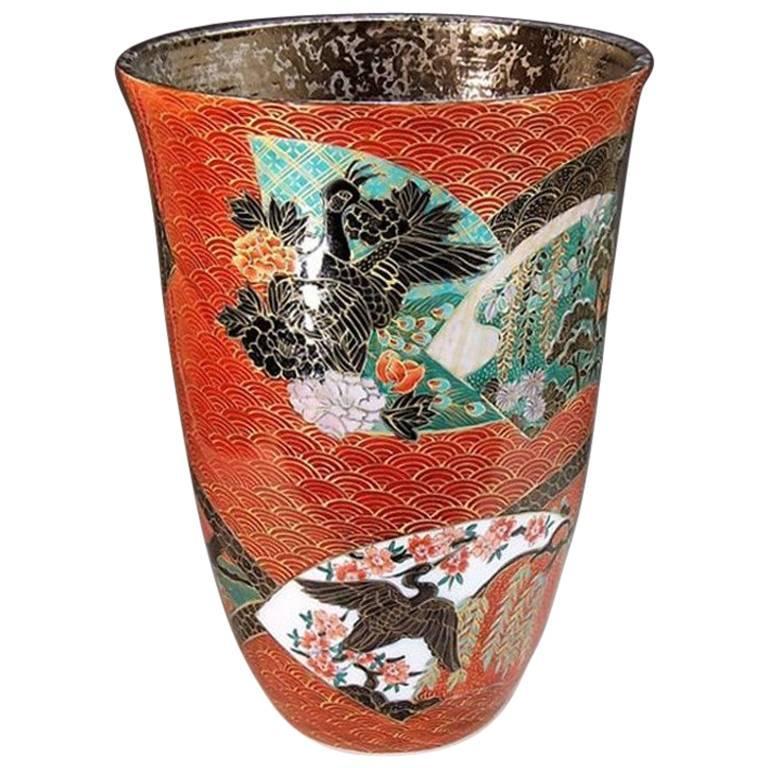 Japanese Large Red Black Porcelain Vase by Contemporary Master Artist For Sale 3
