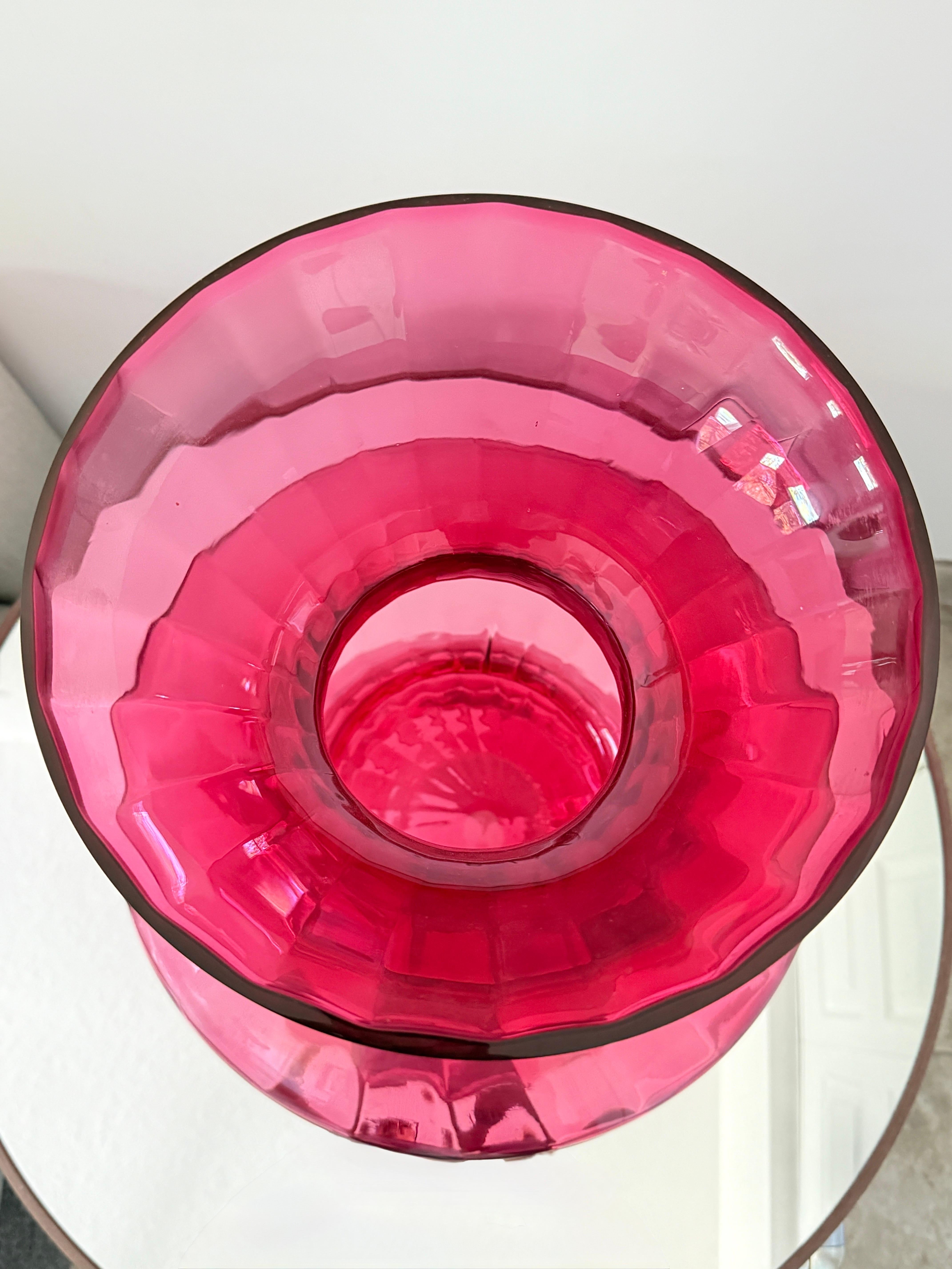 Large Red Blown Glass Vase with Fluted Details For Sale 1