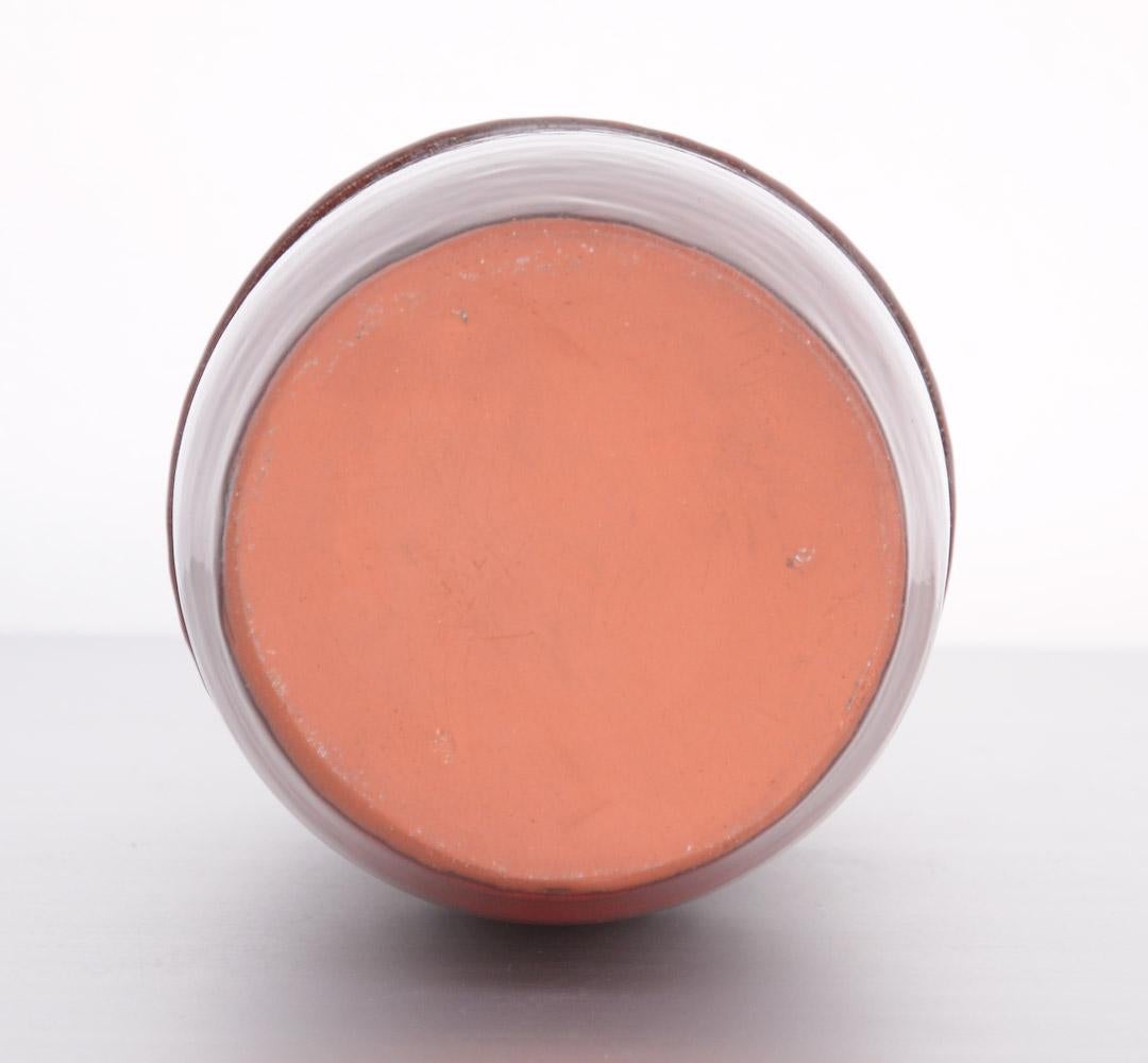 Milieu du XXe siècle Grand vase en céramique rouge de Leon Goossens