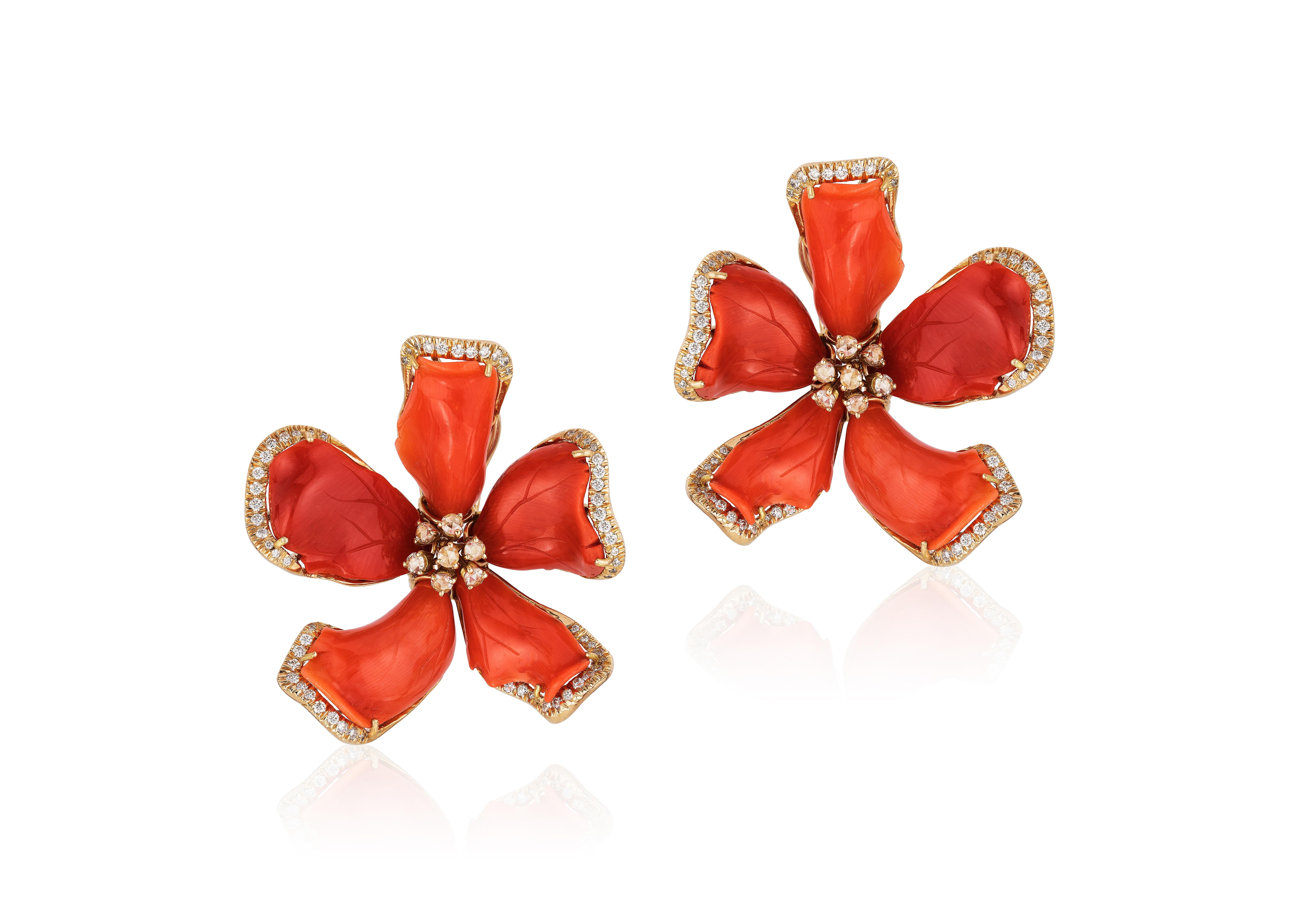 Large Red Coral Flower Earrings with Diamonds in 18k Yellow Gold, from 'G-One' Collection

Gemstone Weight: 65.47 Carats

Diamond G-H / VS, Approx Wt: 1.99 Carats