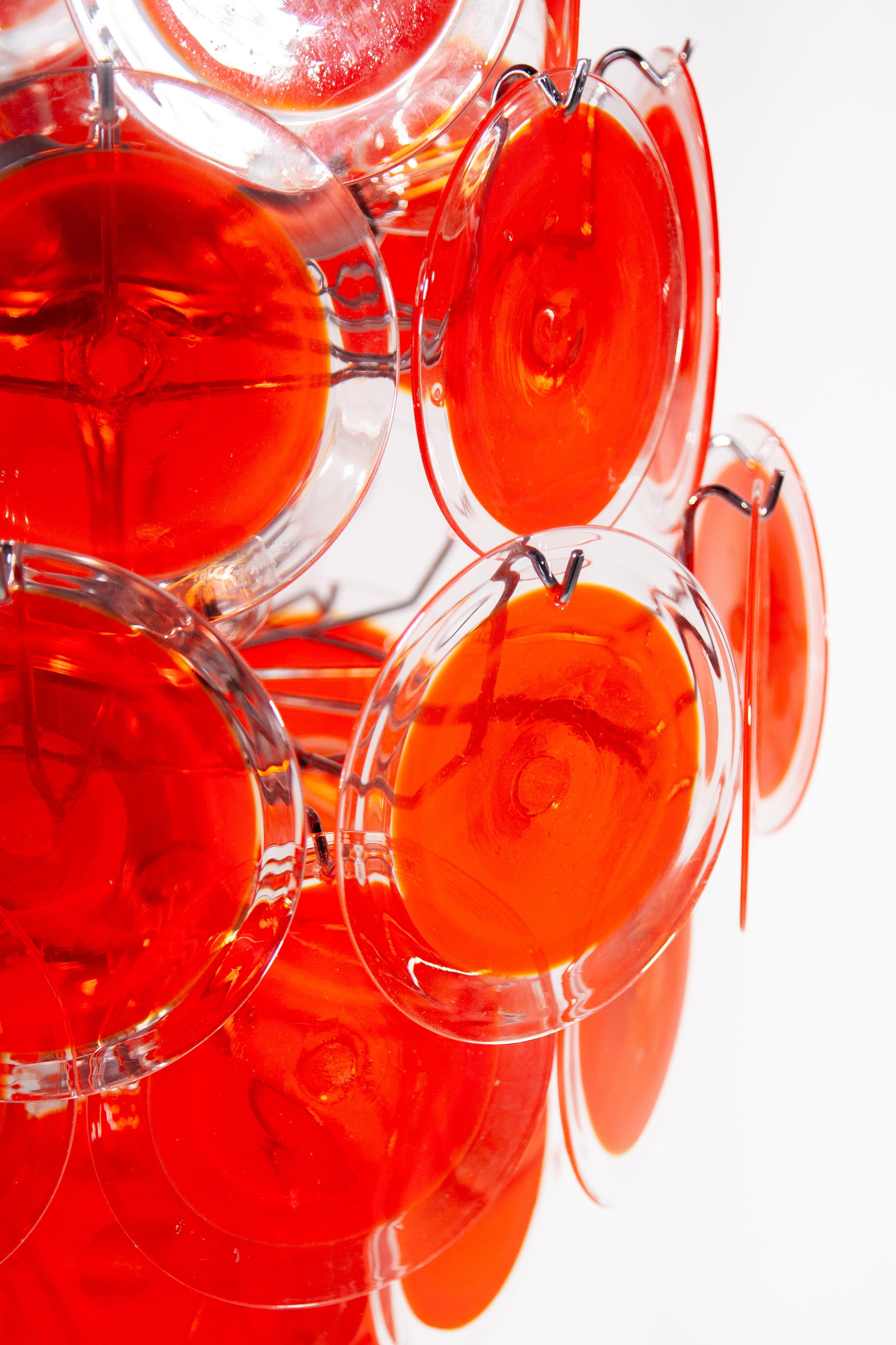 Large RED Disk Hand Blown Vistosi 1960s Chandelier, Italy in vendita 3